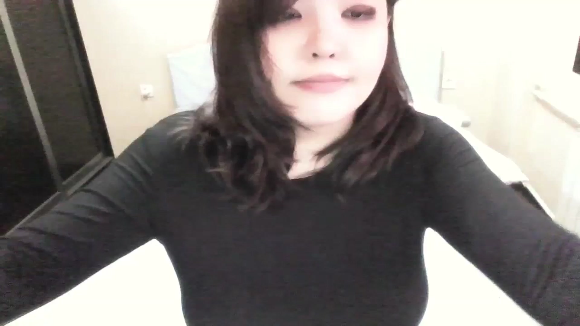 Gallery image thumbnail from MaiChubbyFace's myfreecams stream on, 07/03/2023, 07:01 image 12 of 20