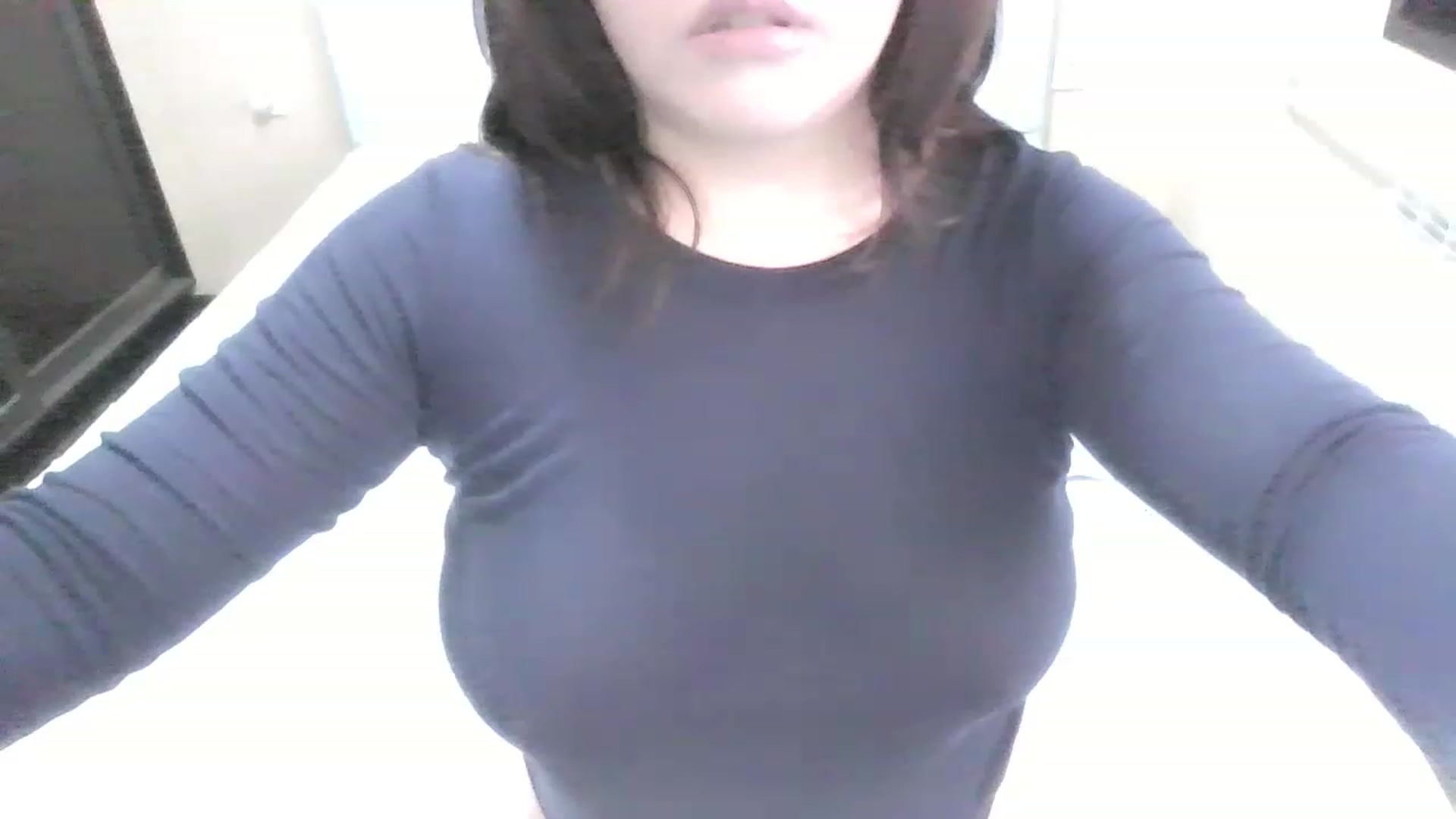 Gallery image thumbnail from MaiChubbyFace's myfreecams stream on, 07/05/2023, 06:52 image 11 of 20