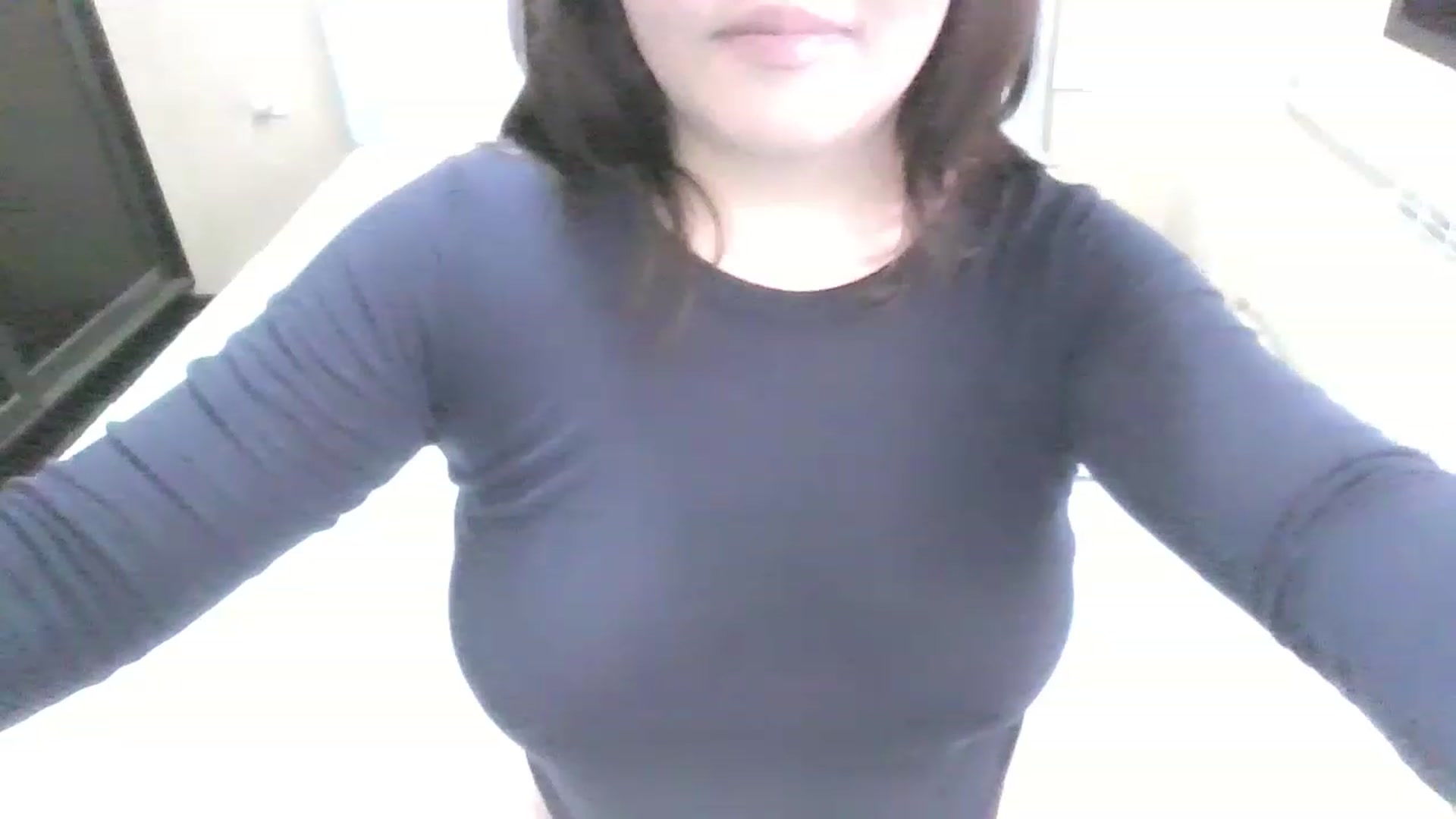 Gallery image thumbnail from MaiChubbyFace's myfreecams stream on, 07/05/2023, 06:52 image 12 of 20