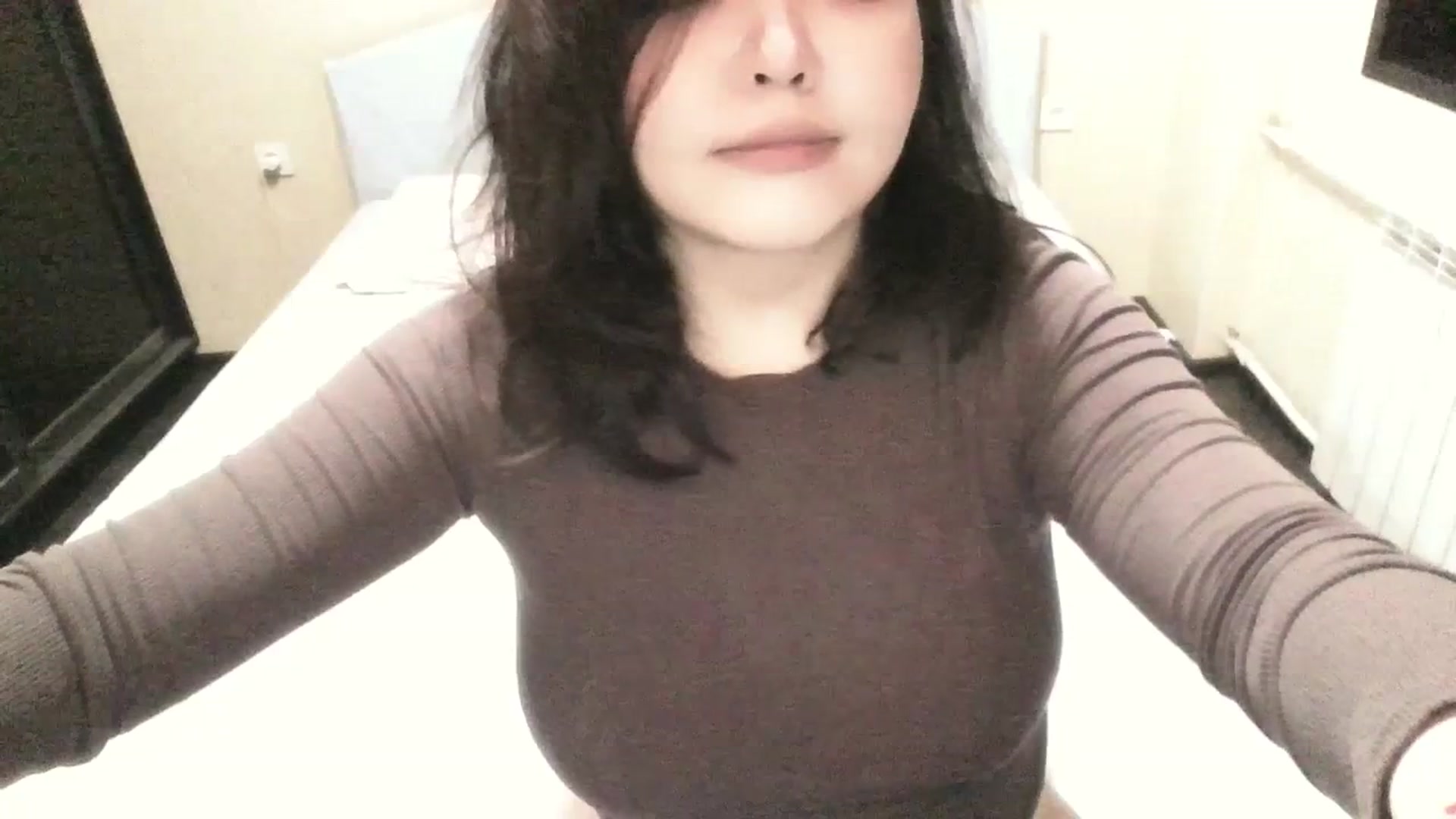 Gallery image thumbnail from MaiChubbyFace's myfreecams stream on, 07/09/2023, 19:31 image 9 of 20