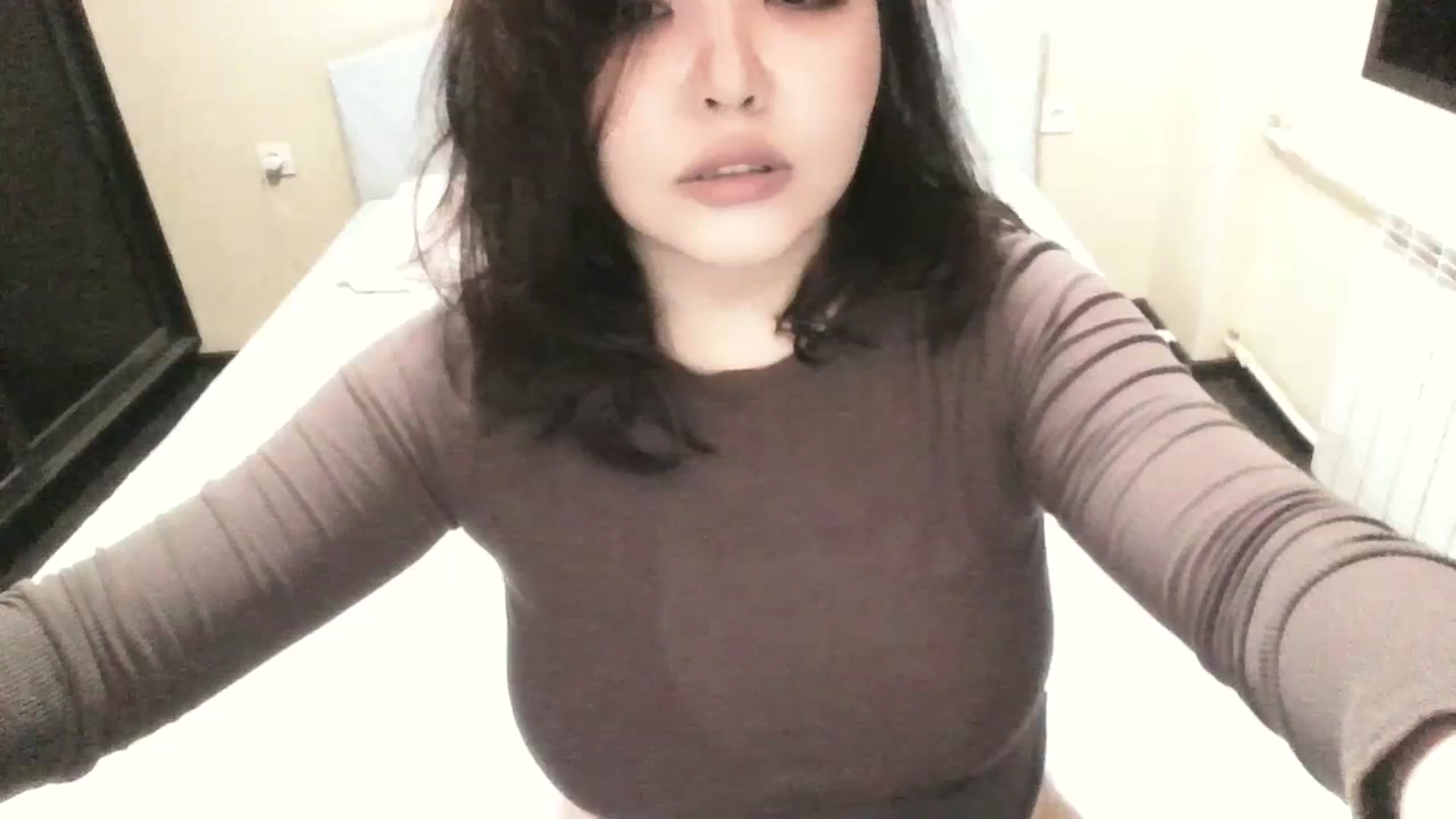 Gallery image thumbnail from MaiChubbyFace's myfreecams stream on, 07/09/2023, 19:31 image 4 of 20