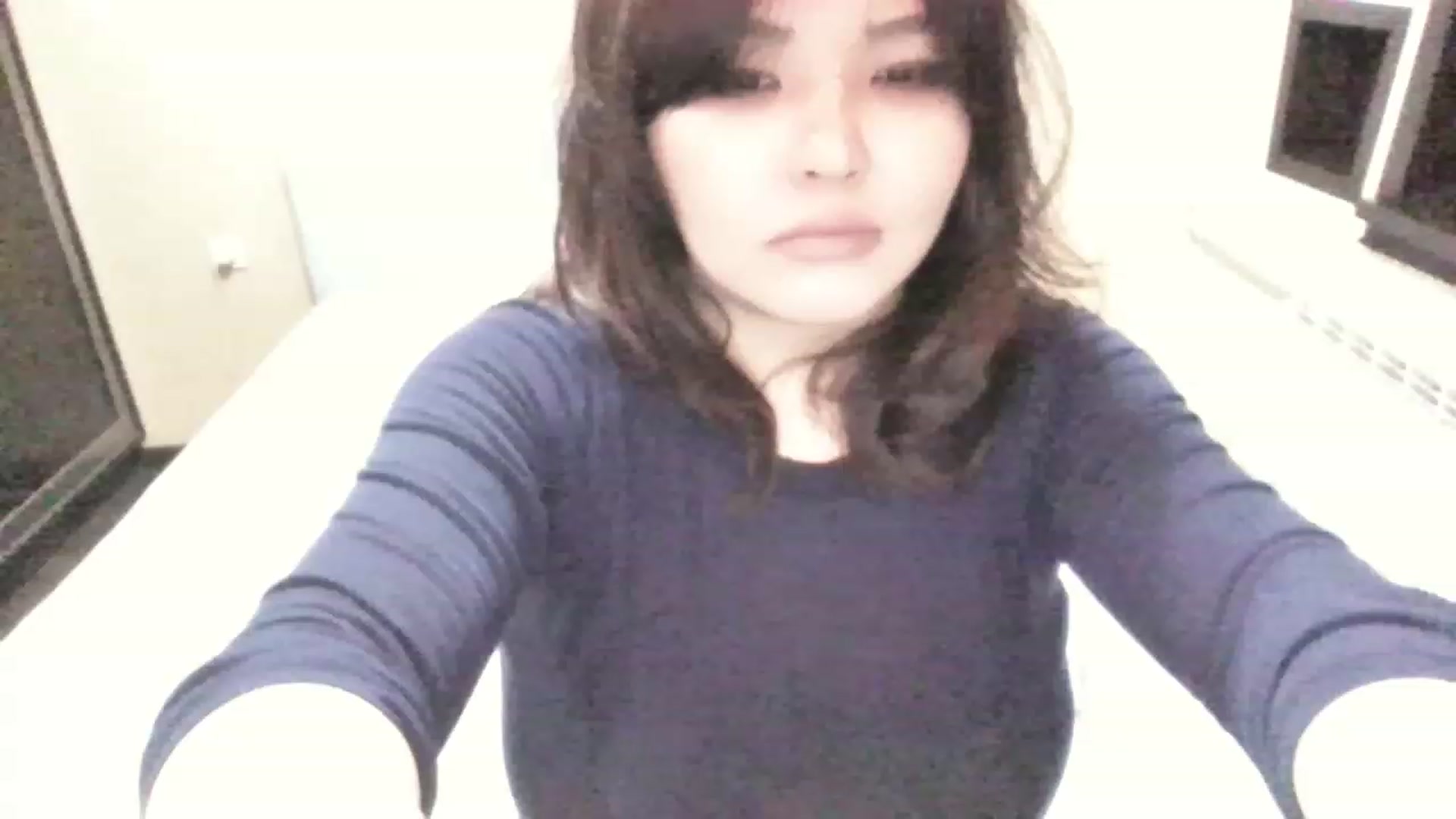 Gallery image thumbnail from MaiChubbyFace's myfreecams stream on, 07/23/2023, 19:24 image 10 of 20