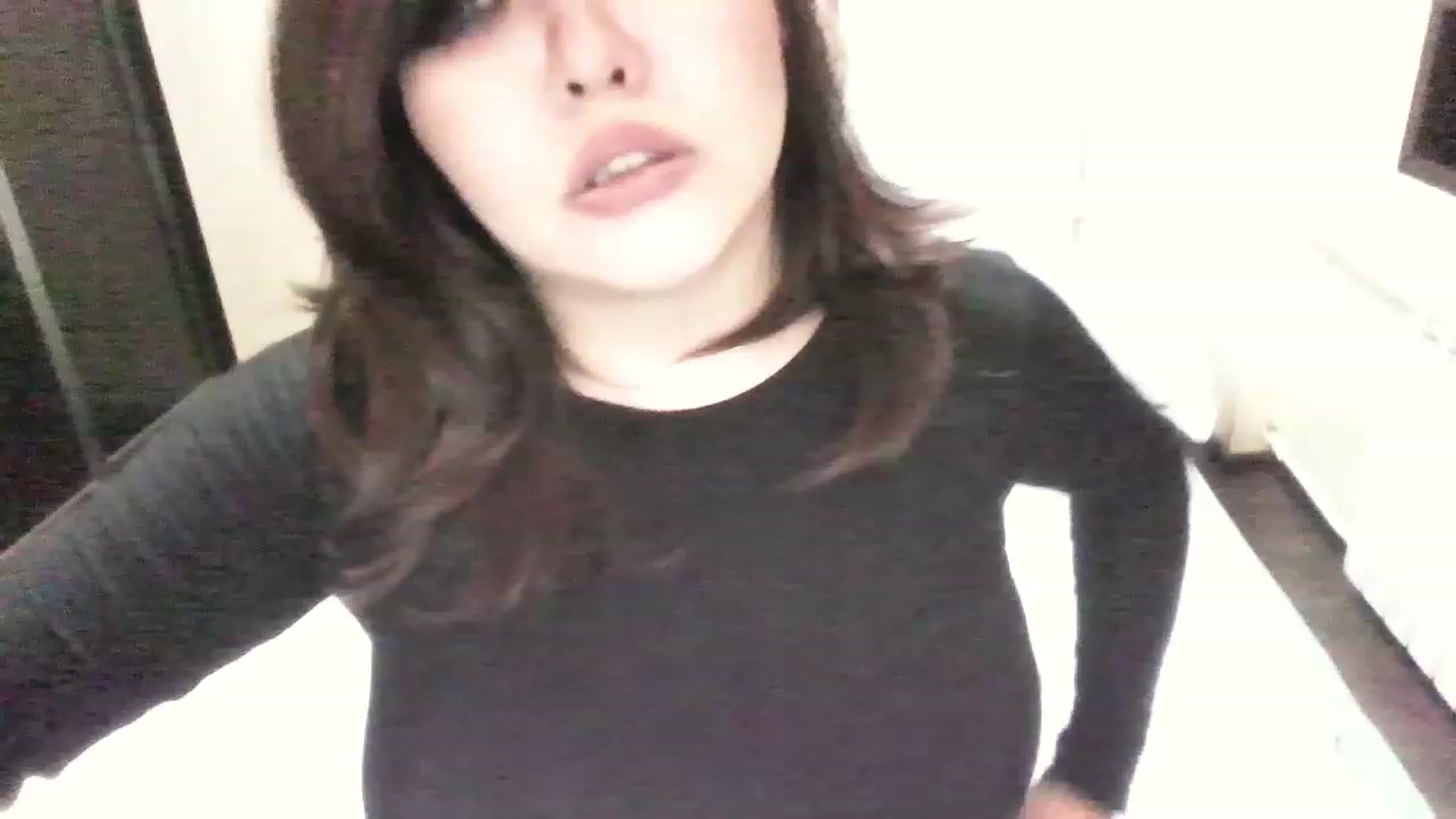 Gallery image thumbnail from MaiChubbyFace's myfreecams stream on, 07/30/2023, 18:12 image 16 of 20