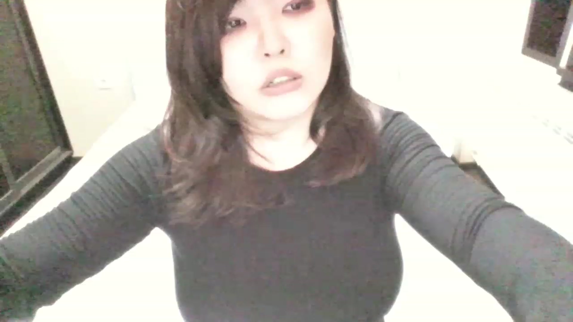 Gallery image thumbnail from MaiChubbyFace's myfreecams stream on, 07/30/2023, 18:12 image 14 of 20