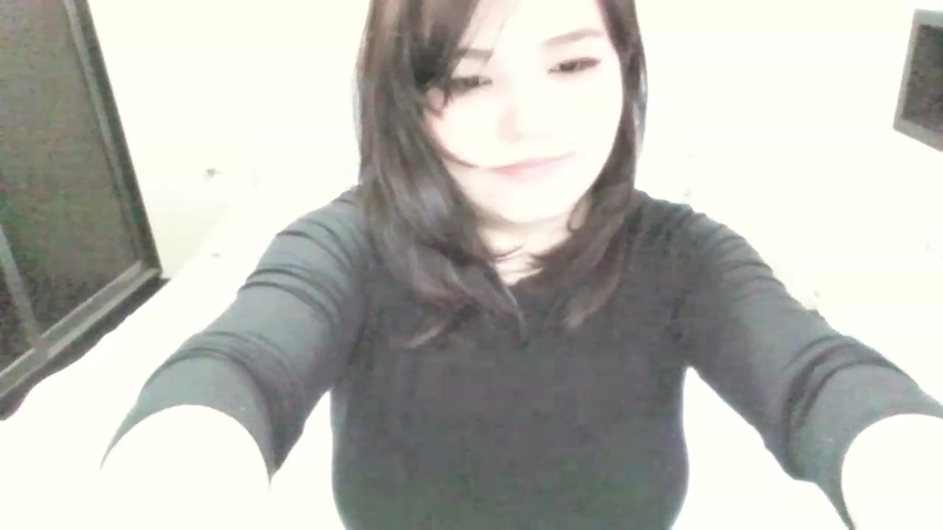 Gallery image thumbnail from MaiChubbyFace's myfreecams stream on, 08/16/2023, 08:40 image 3 of 20
