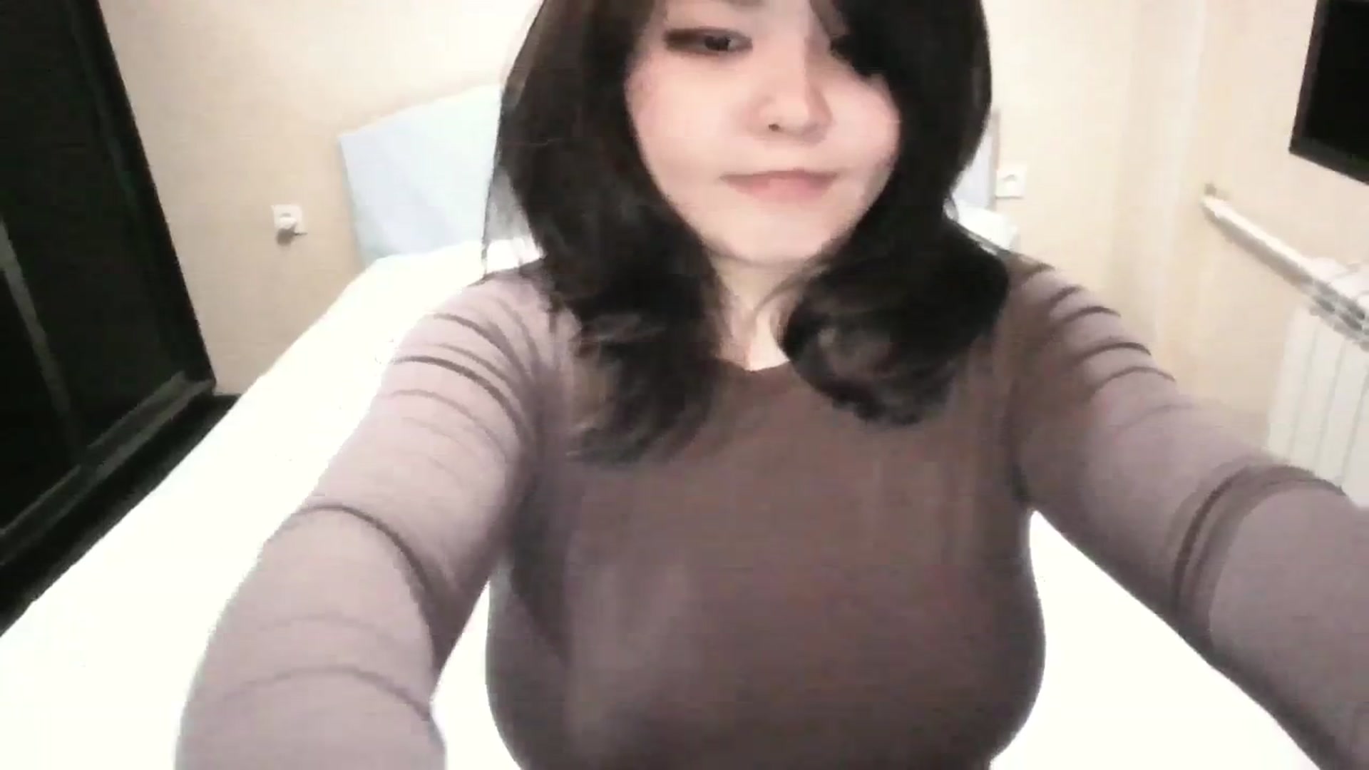 Gallery image thumbnail from MaiChubbyFace's myfreecams stream on, 08/20/2023, 14:22 image 3 of 20
