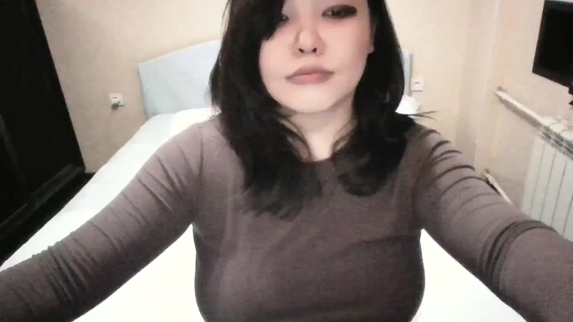 Gallery image thumbnail from MaiChubbyFace's myfreecams stream on, 08/20/2023, 14:22 image 10 of 20