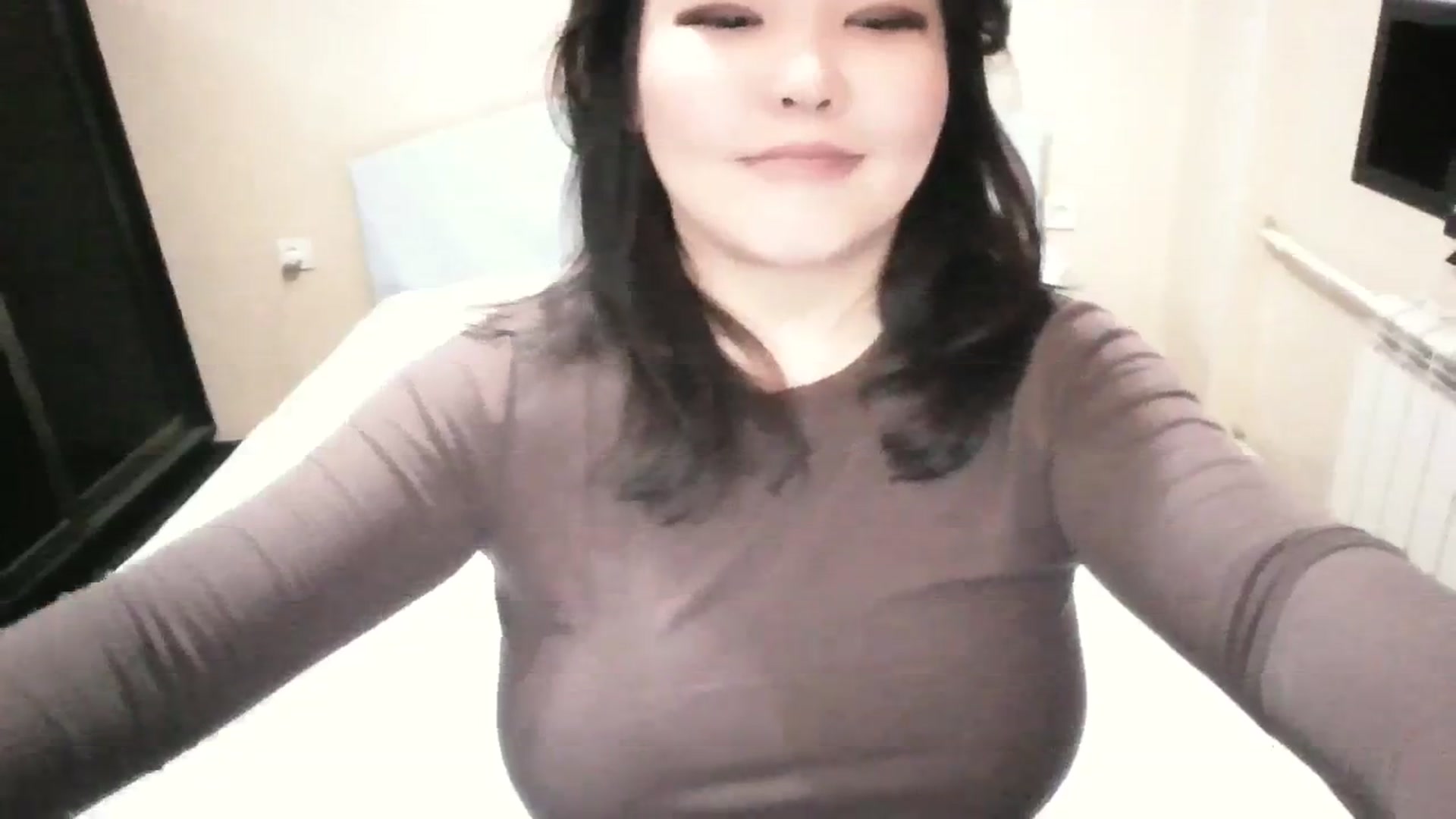 Gallery image thumbnail from MaiChubbyFace's myfreecams stream on, 08/20/2023, 14:22 image 11 of 20