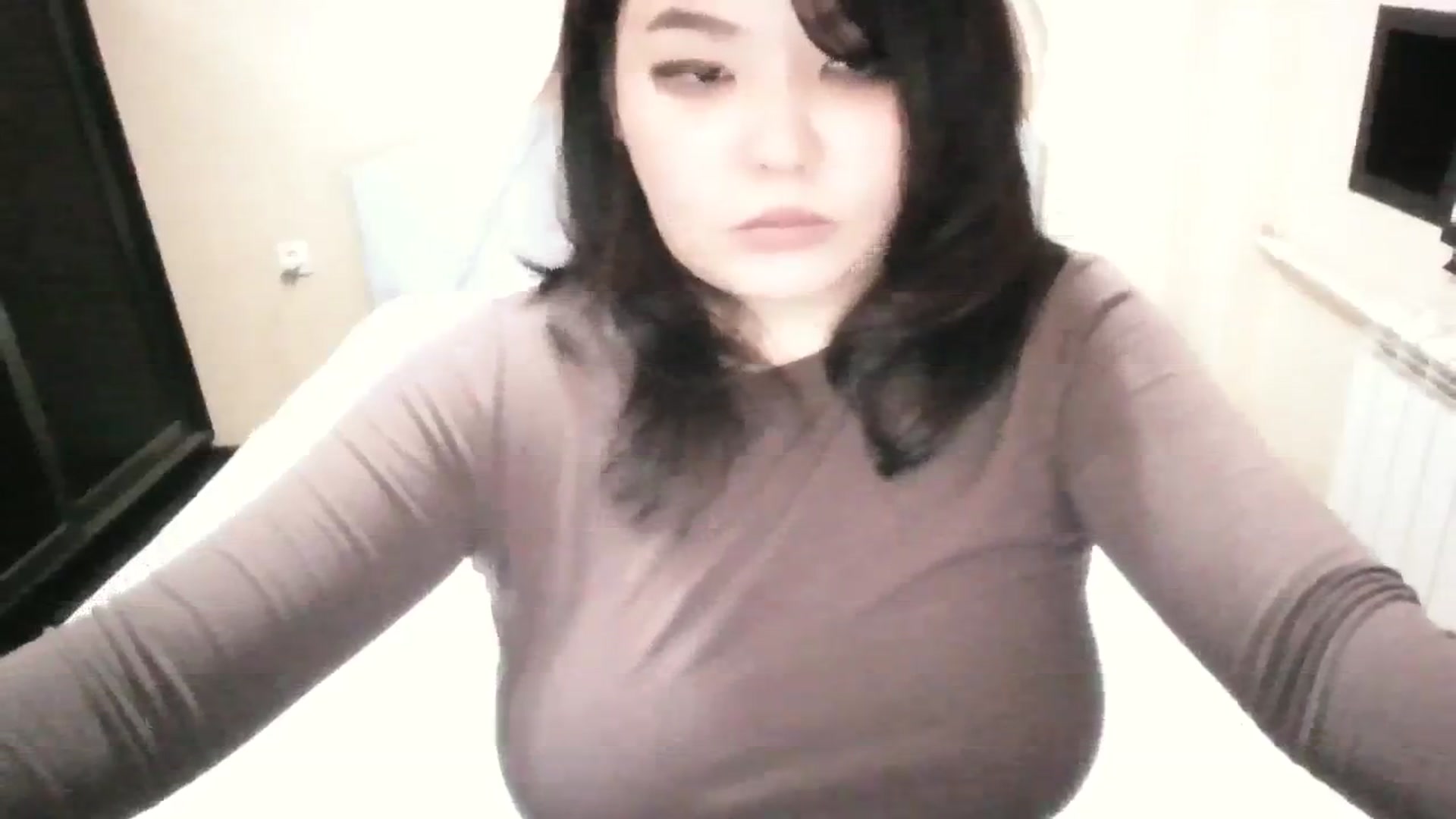 Gallery image thumbnail from MaiChubbyFace's myfreecams stream on, 08/20/2023, 14:22 image 7 of 20