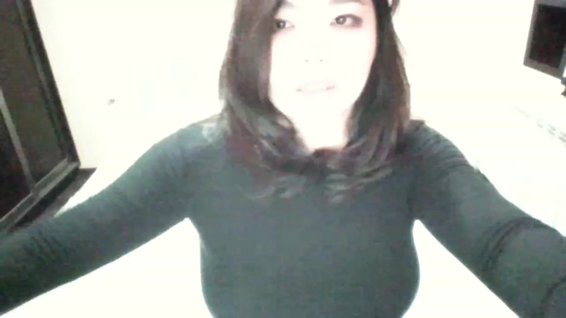 Gallery image thumbnail from MaiChubbyFace's myfreecams stream on, 08/27/2023, 13:17 image 18 of 20