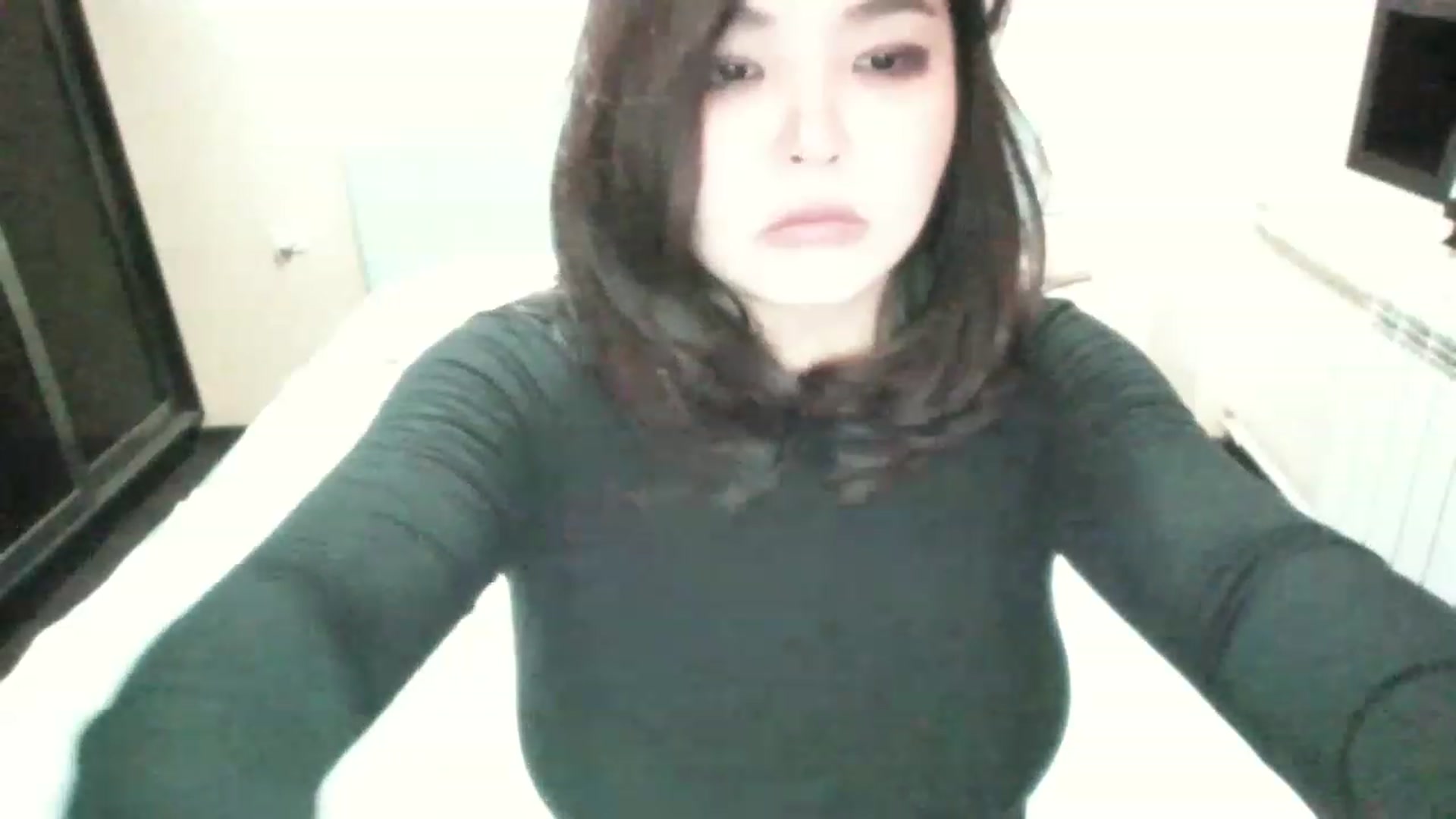 Gallery image thumbnail from MaiChubbyFace's myfreecams stream on, 08/27/2023, 13:17 image 16 of 20