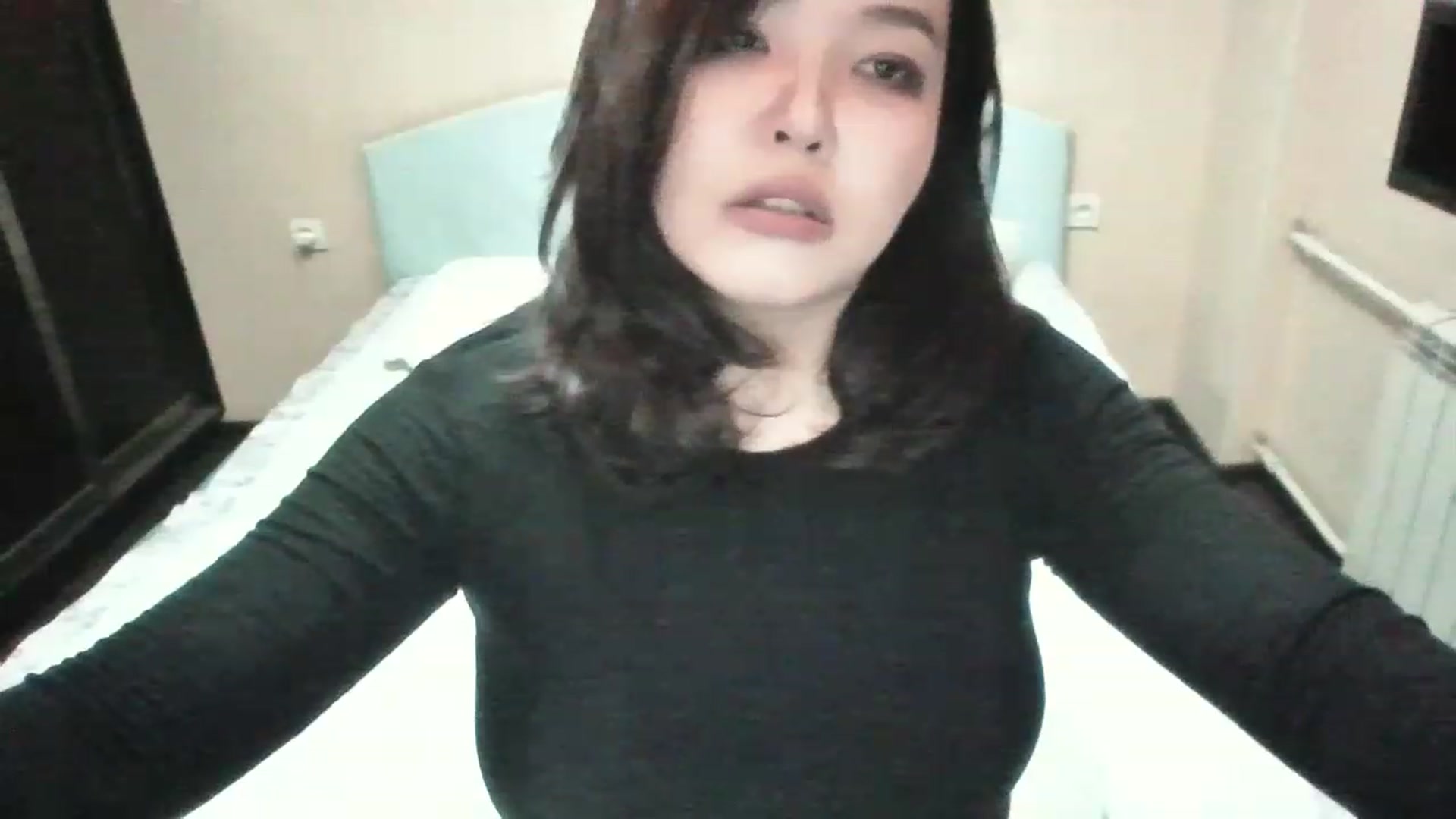 Gallery image thumbnail from MaiChubbyFace's myfreecams stream on, 08/27/2023, 14:27 image 5 of 20