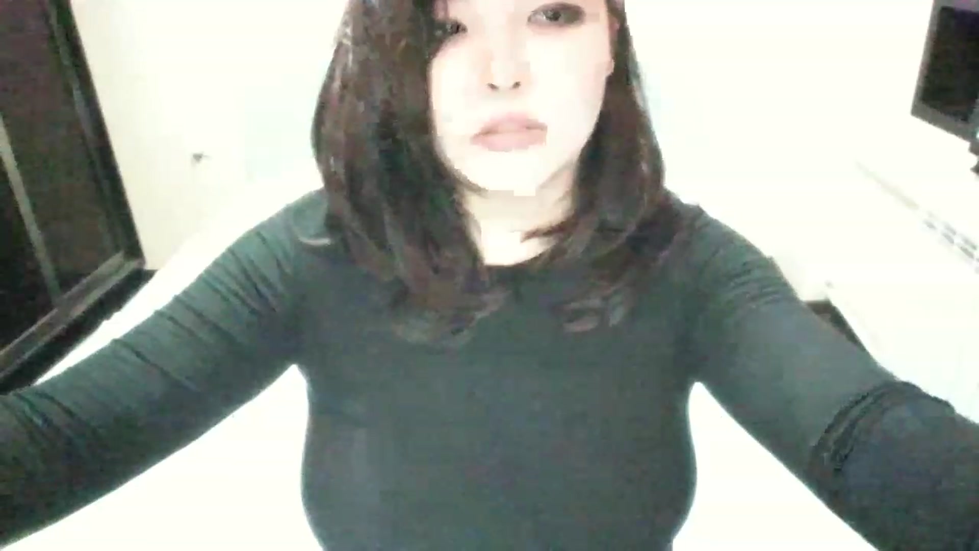 Gallery image thumbnail from MaiChubbyFace's myfreecams stream on, 08/27/2023, 15:46 image 18 of 20