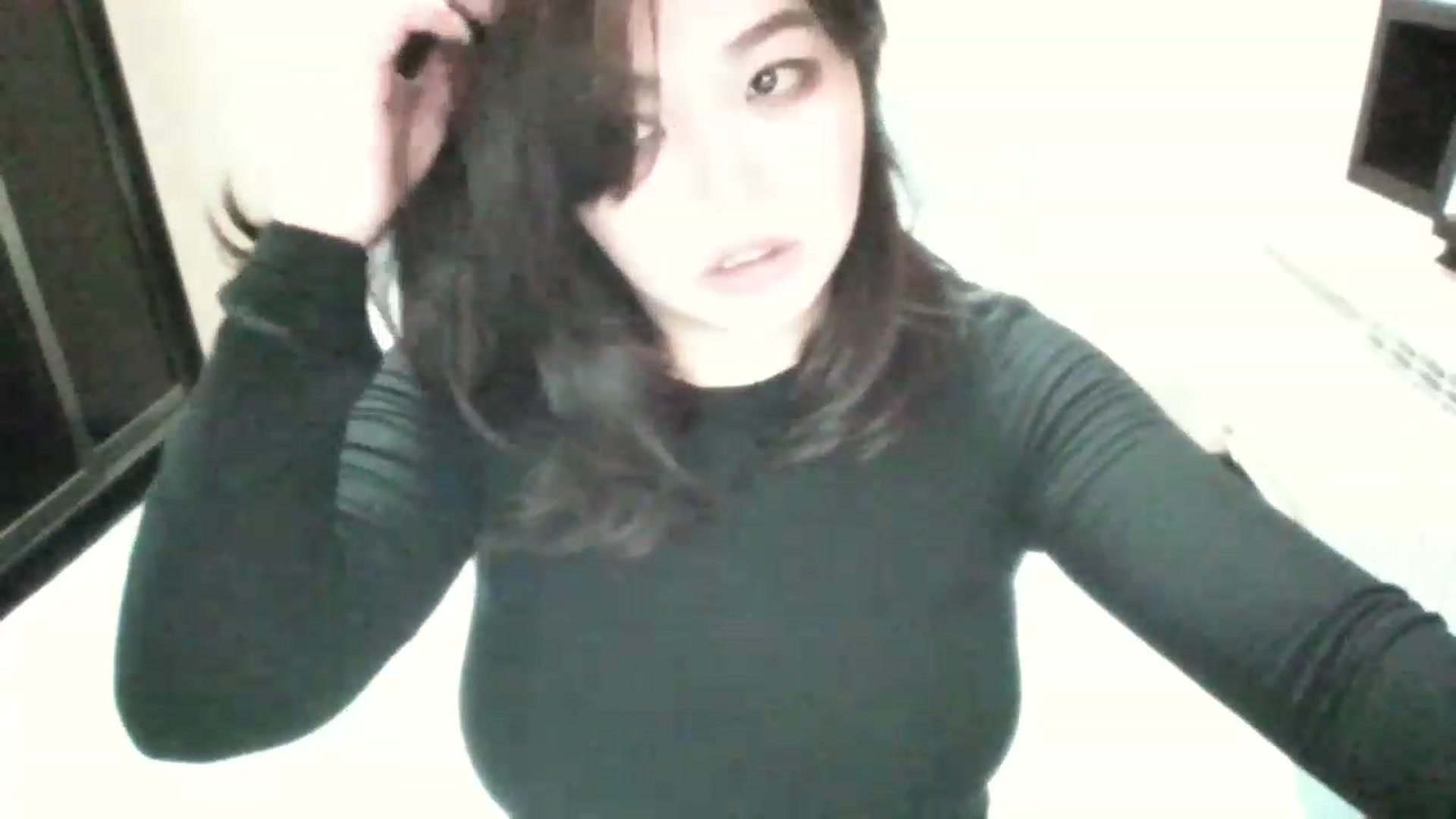 Gallery image thumbnail from MaiChubbyFace's myfreecams stream on, 08/27/2023, 15:46 image 16 of 20