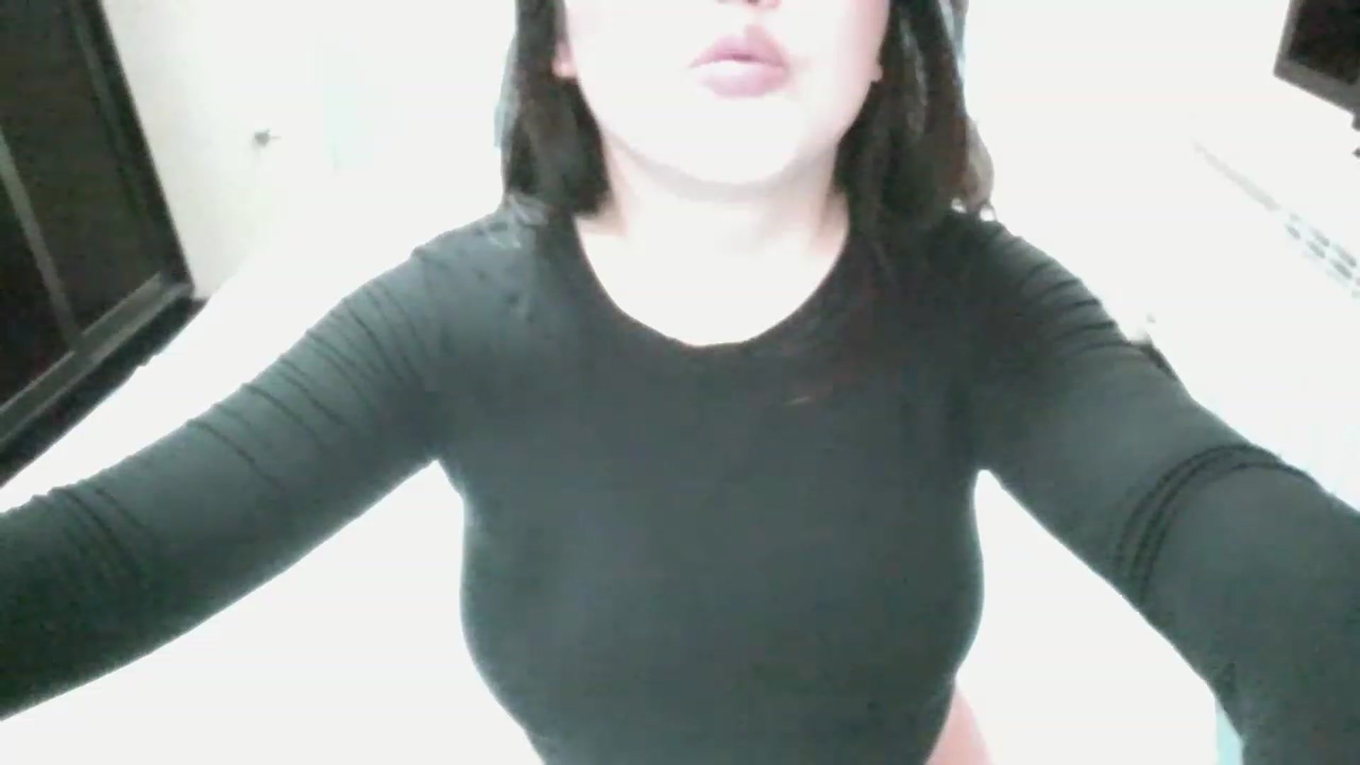 Gallery image thumbnail from MaiChubbyFace's myfreecams stream on, 08/27/2023, 15:46 image 20 of 20