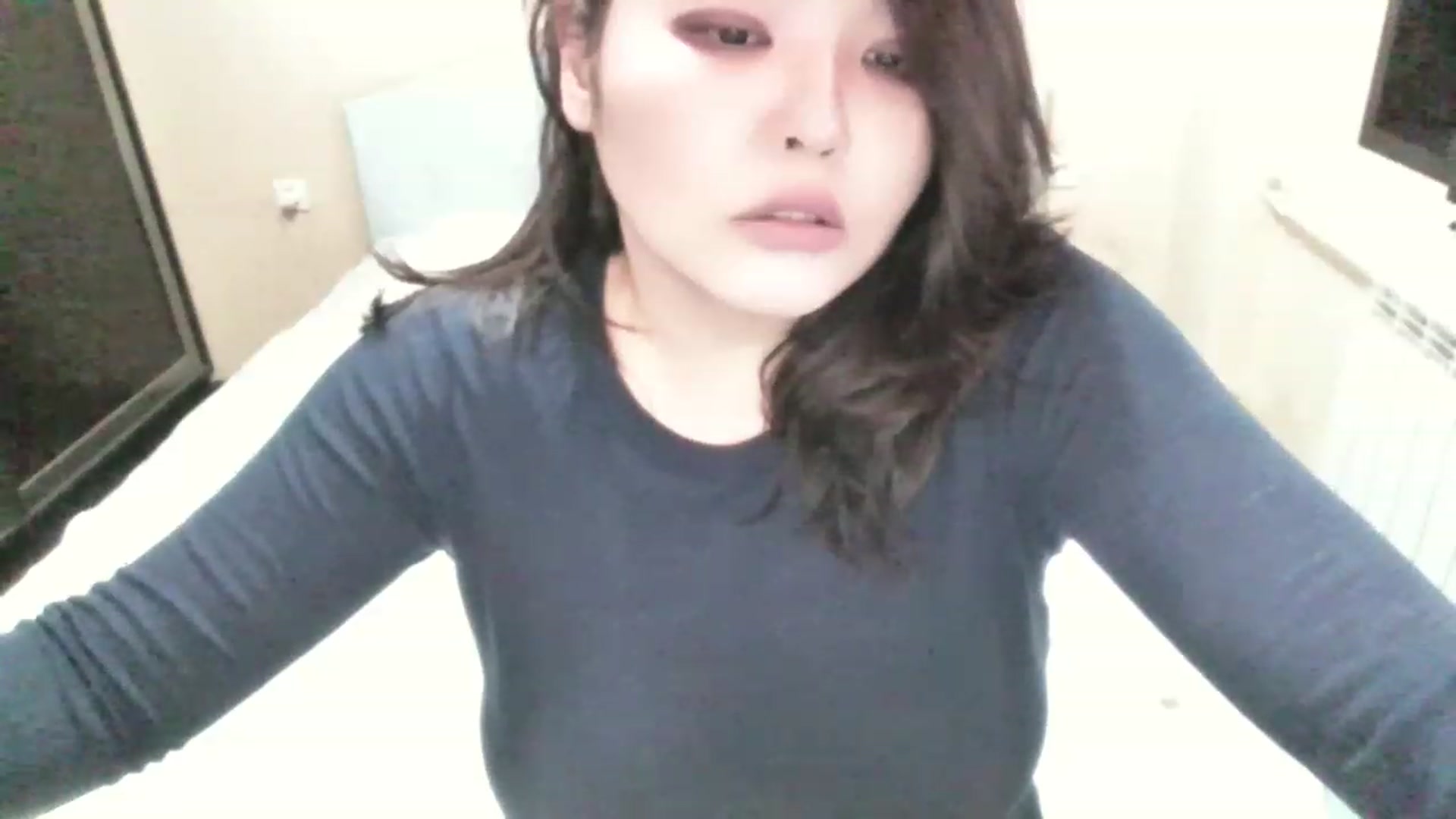 Gallery image thumbnail from MaiChubbyFace's myfreecams stream on, 08/28/2023, 05:05 image 14 of 20