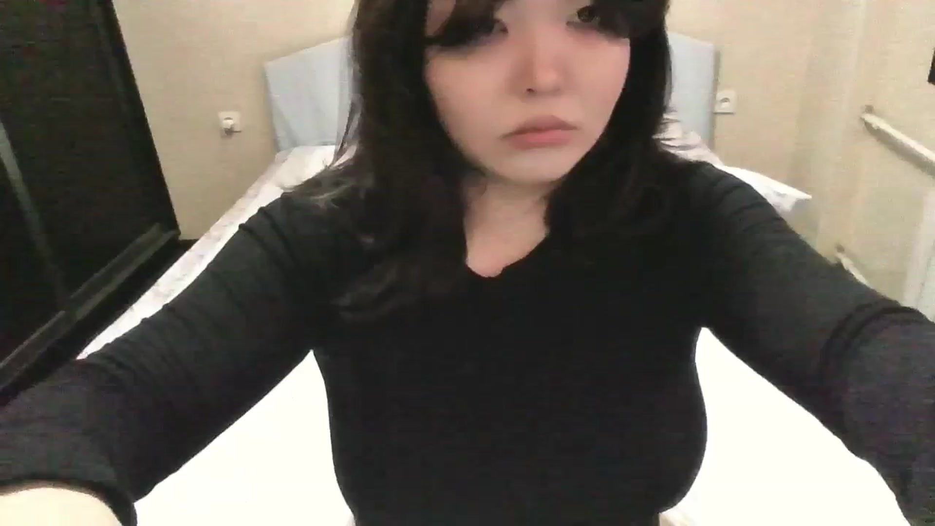 Gallery image thumbnail from MaiChubbyFace's myfreecams stream on, 09/03/2023, 11:46 image 17 of 20
