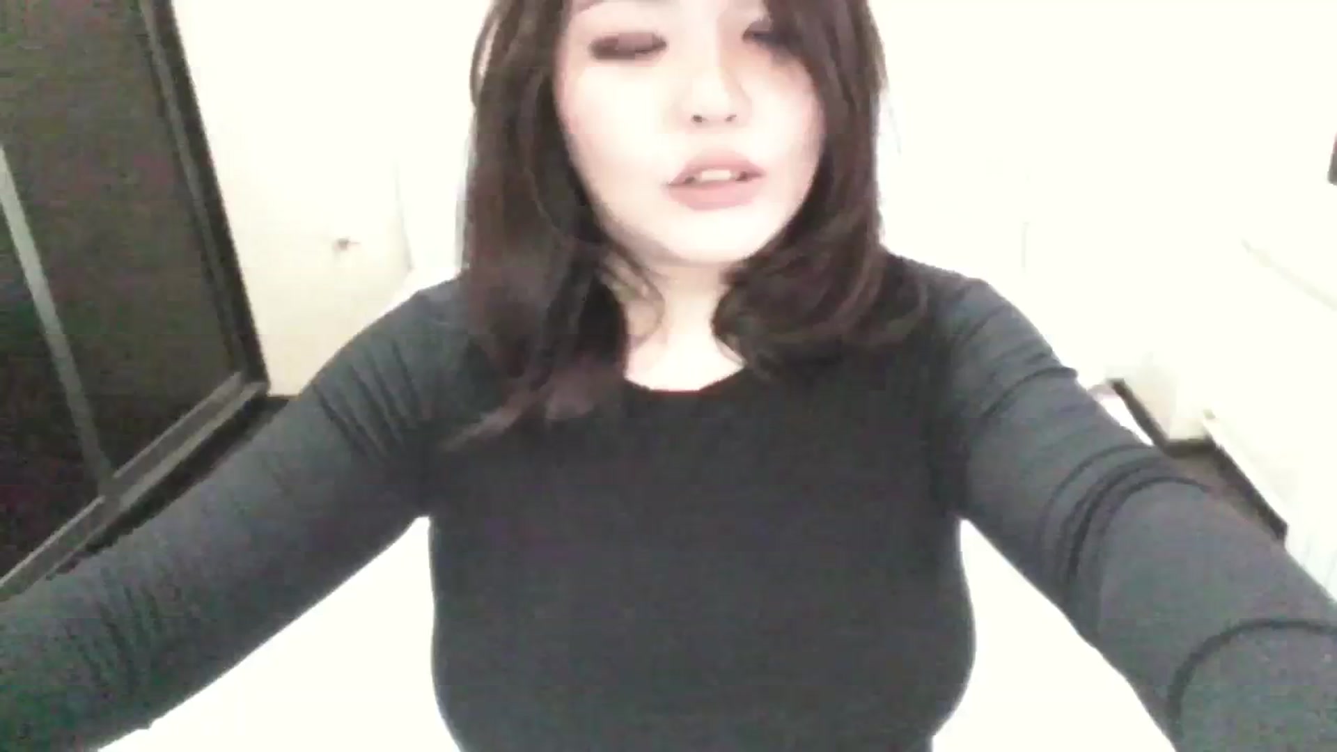 Gallery image thumbnail from MaiChubbyFace's myfreecams stream on, 09/03/2023, 11:46 image 8 of 20