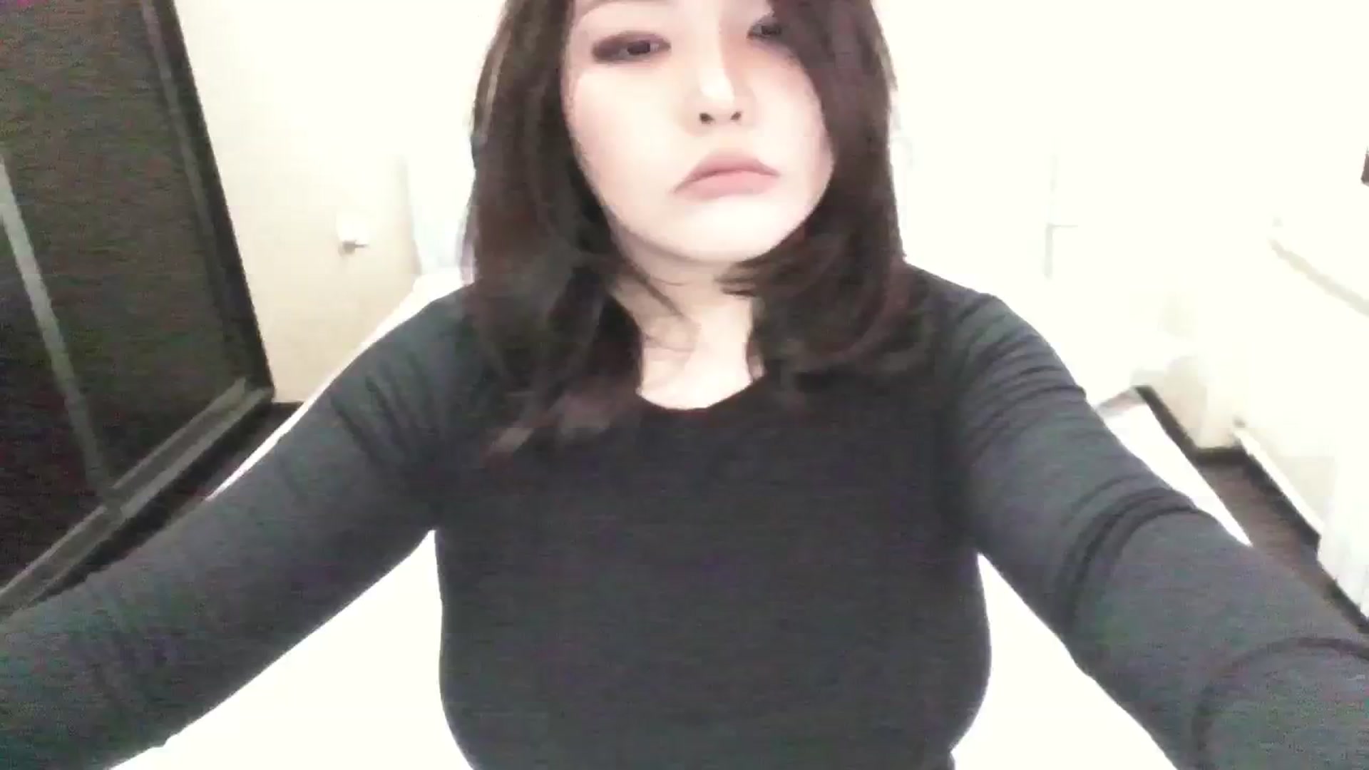 Gallery image thumbnail from MaiChubbyFace's myfreecams stream on, 09/03/2023, 11:46 image 12 of 20