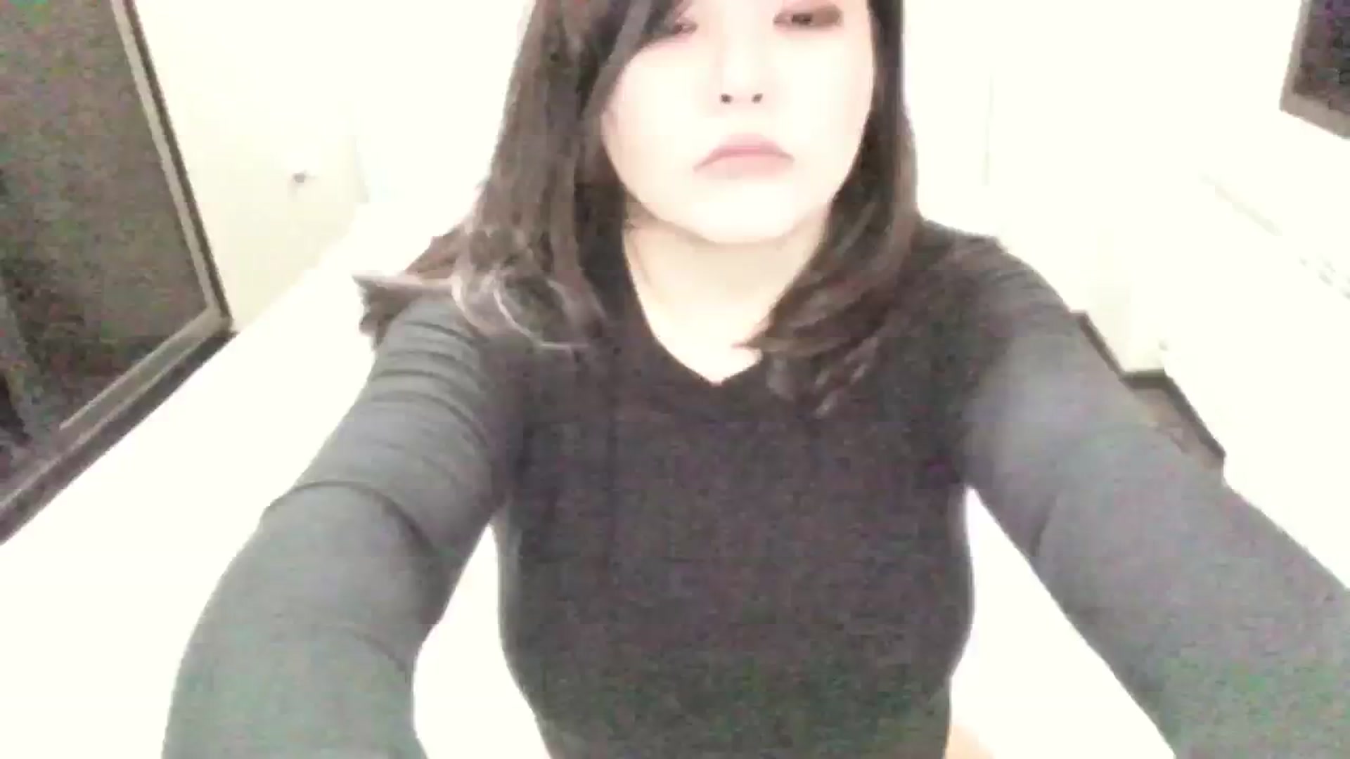Gallery image thumbnail from MaiChubbyFace's myfreecams stream on, 09/04/2023, 04:24 image 2 of 20
