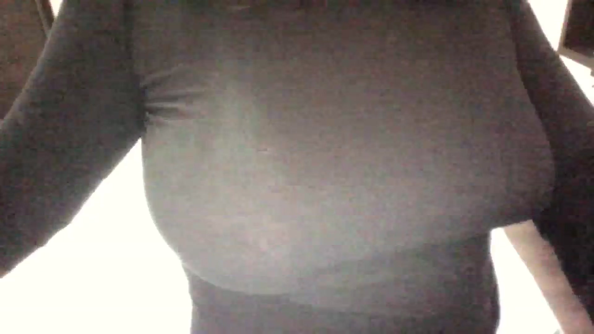 Gallery image thumbnail from MaiChubbyFace's myfreecams stream on, 09/04/2023, 06:37 image 17 of 20