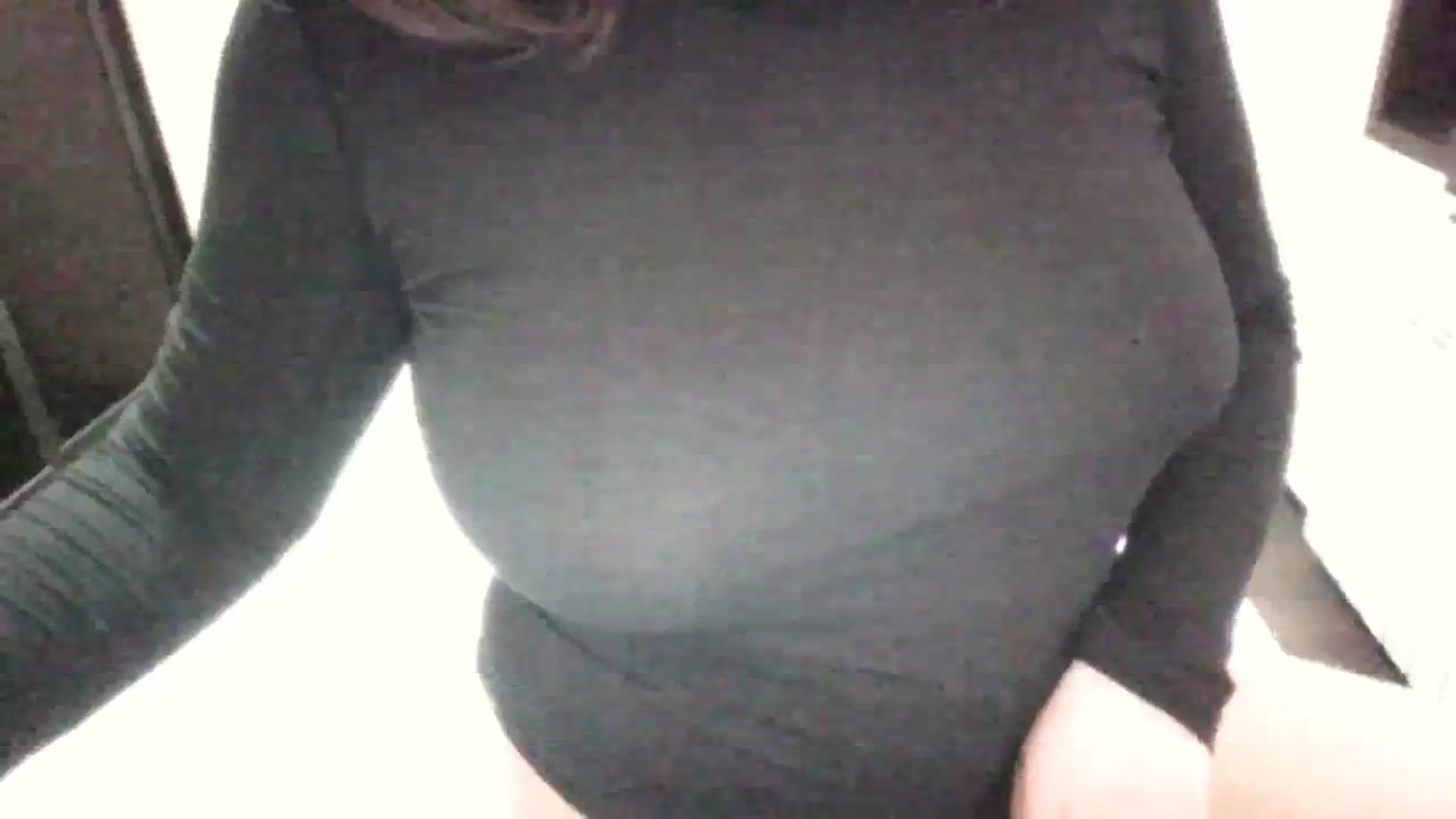 Gallery image thumbnail from MaiChubbyFace's myfreecams stream on, 09/04/2023, 06:37 image 12 of 20
