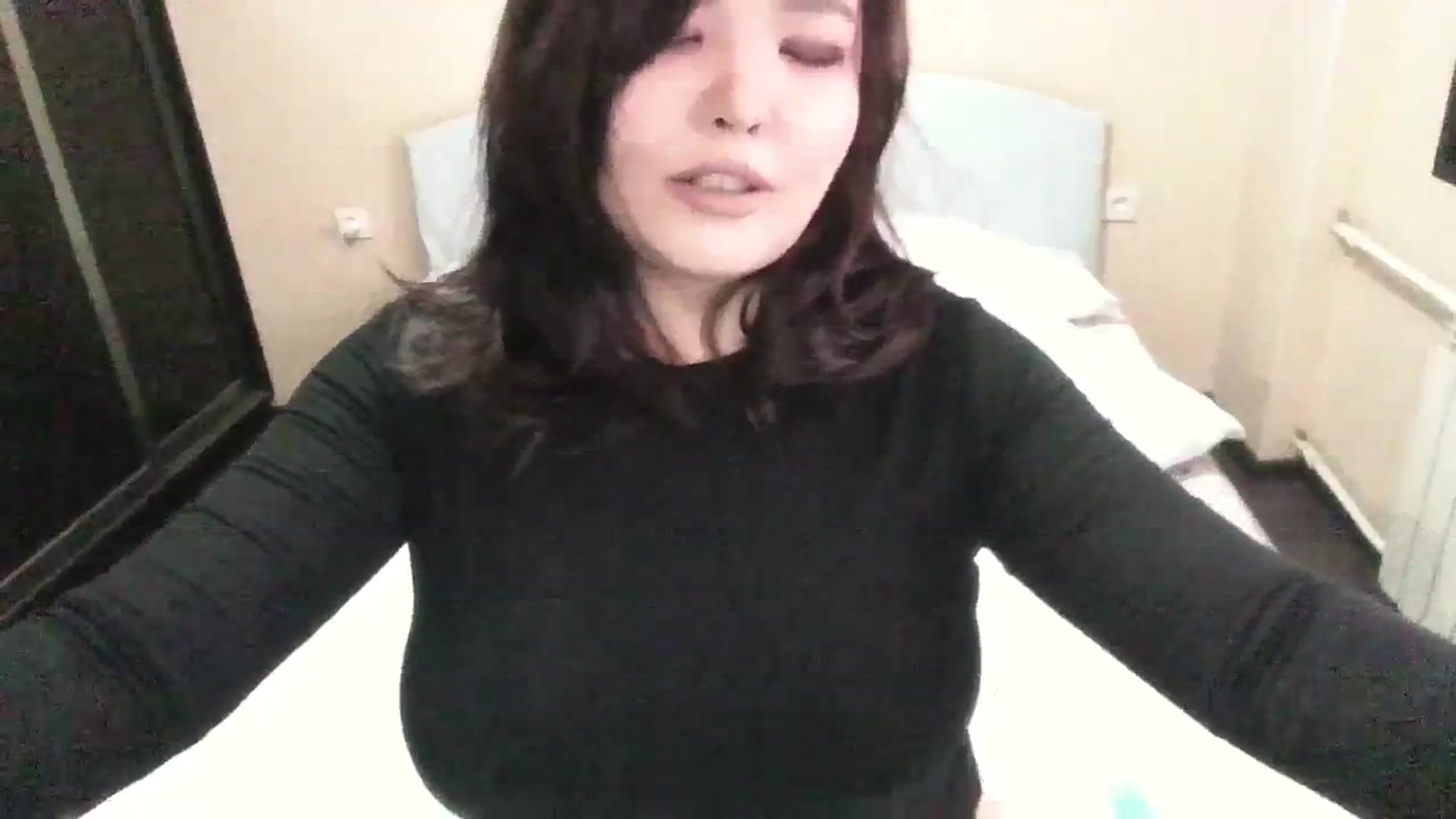 Gallery image thumbnail from MaiChubbyFace's myfreecams stream on, 09/11/2023, 06:04 image 15 of 20
