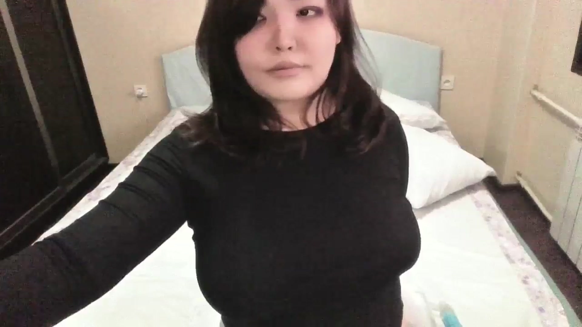 Gallery image thumbnail from MaiChubbyFace's myfreecams stream on, 09/11/2023, 06:04 image 17 of 20