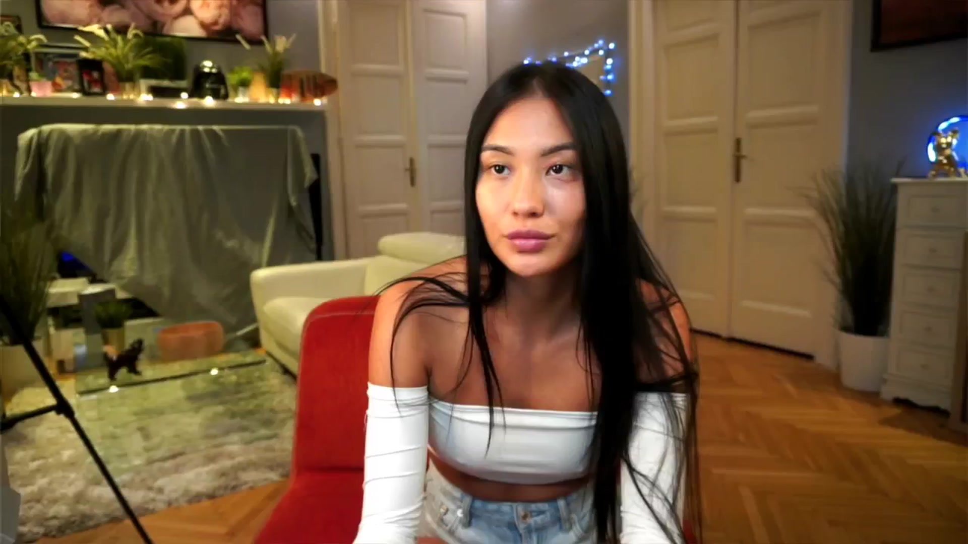 Gallery image thumbnail from MaiStream's myfreecams stream on, 08/02/2025, 14:45 image 16 of 20