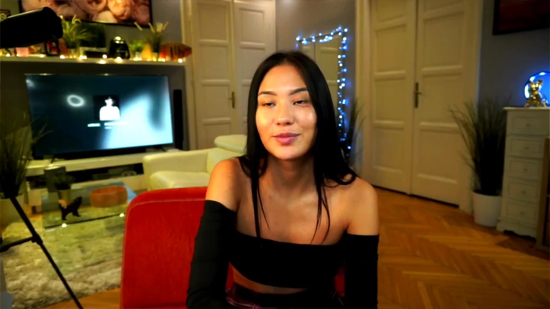 Gallery image thumbnail from MaiStream's myfreecams stream on, 08/03/2025, 13:12 image 4 of 20