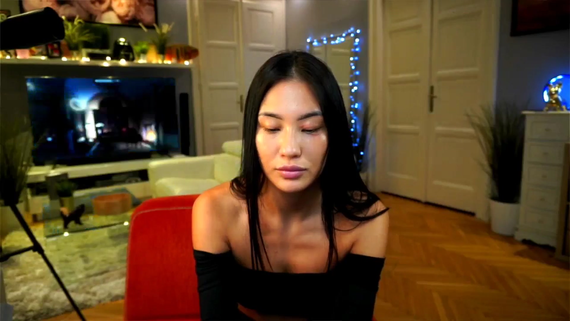 Gallery image thumbnail from MaiStream's myfreecams stream on, 08/03/2025, 13:12 image 6 of 20