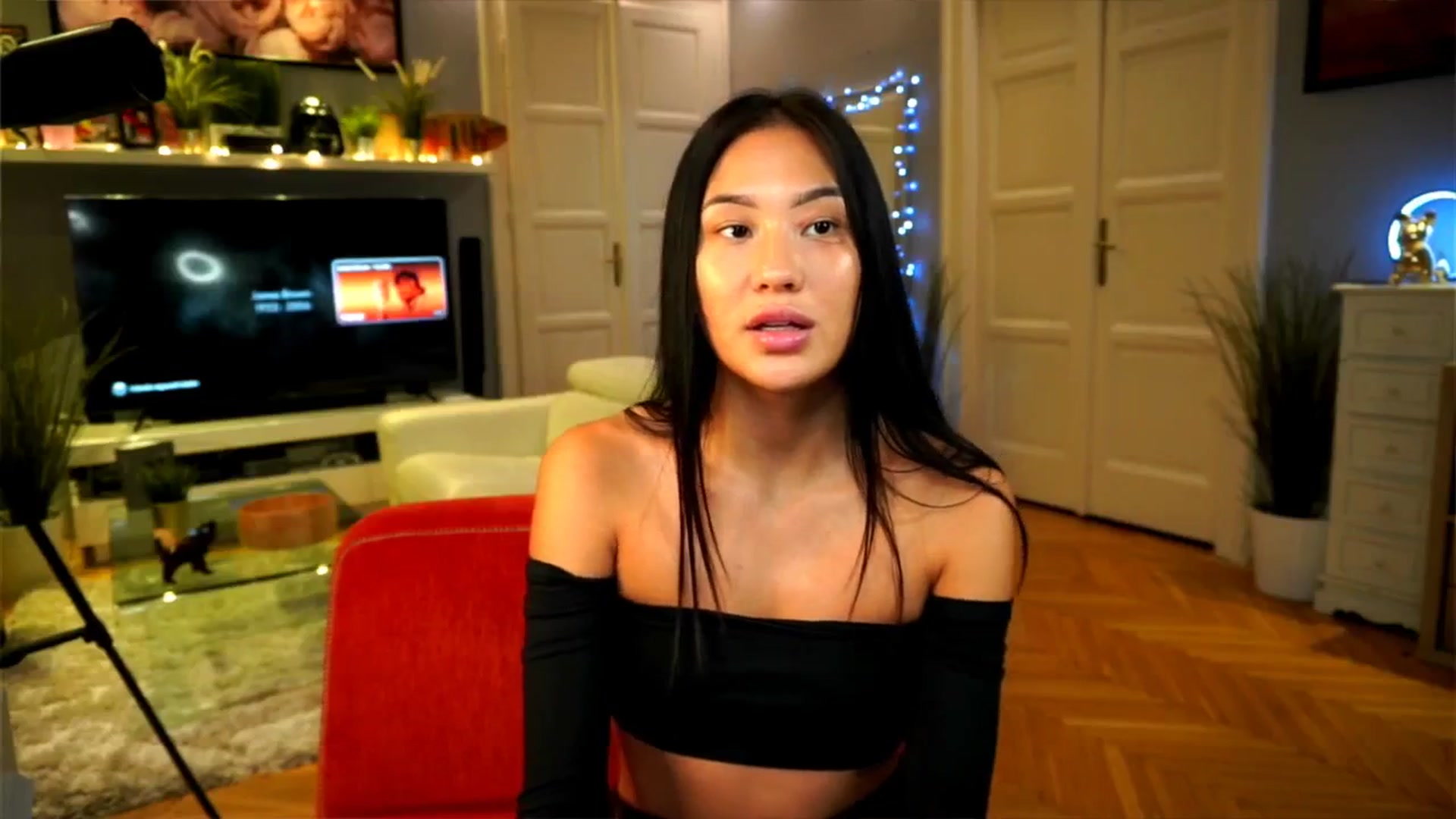 Gallery image thumbnail from MaiStream's myfreecams stream on, 08/03/2025, 13:12 image 7 of 20