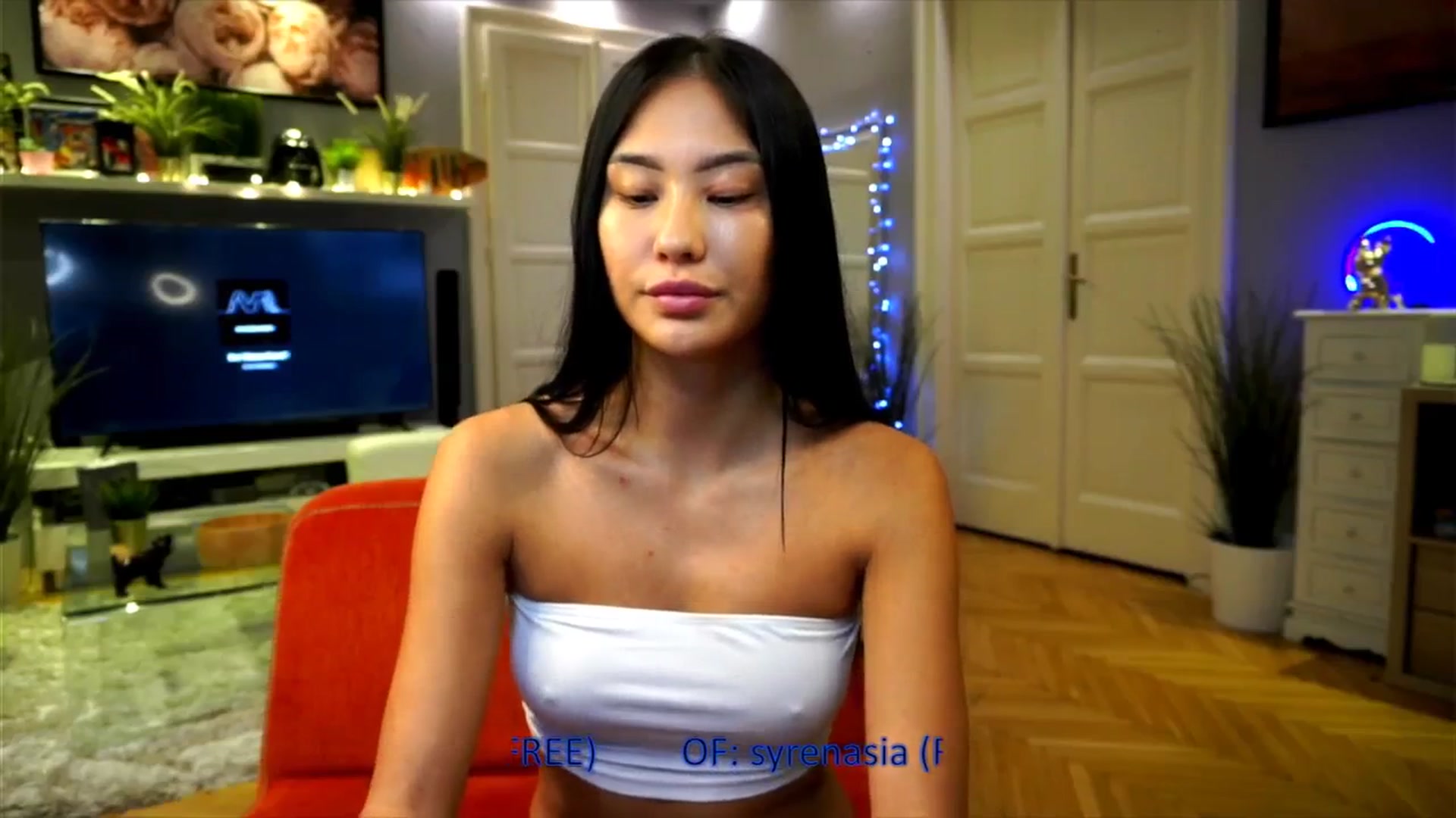 Gallery image thumbnail from MaiStream's myfreecams stream on, 08/04/2025, 13:23 image 8 of 20
