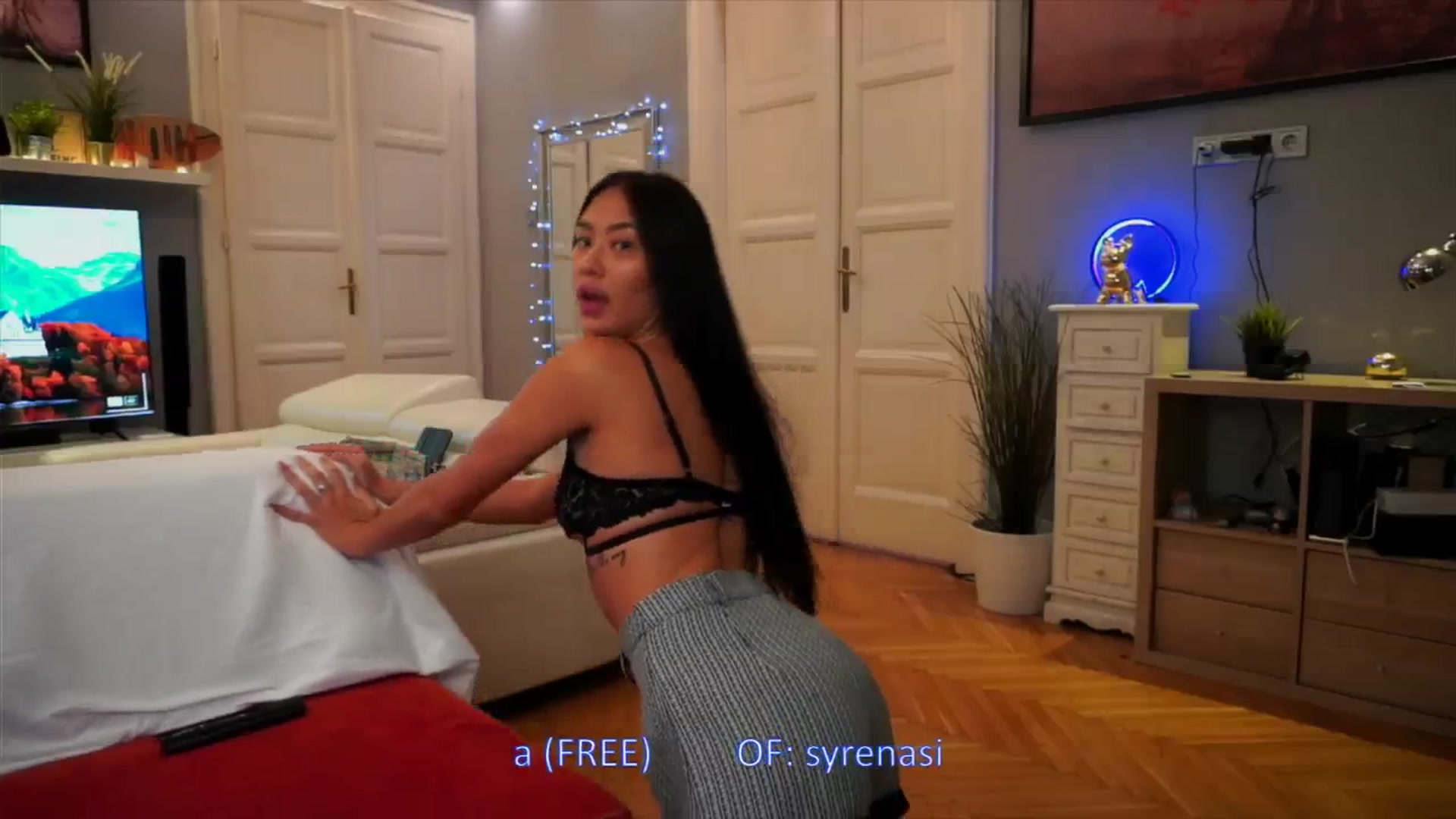 Gallery image thumbnail from MaiStream's myfreecams stream on, 08/05/2025, 13:32 image 6 of 20