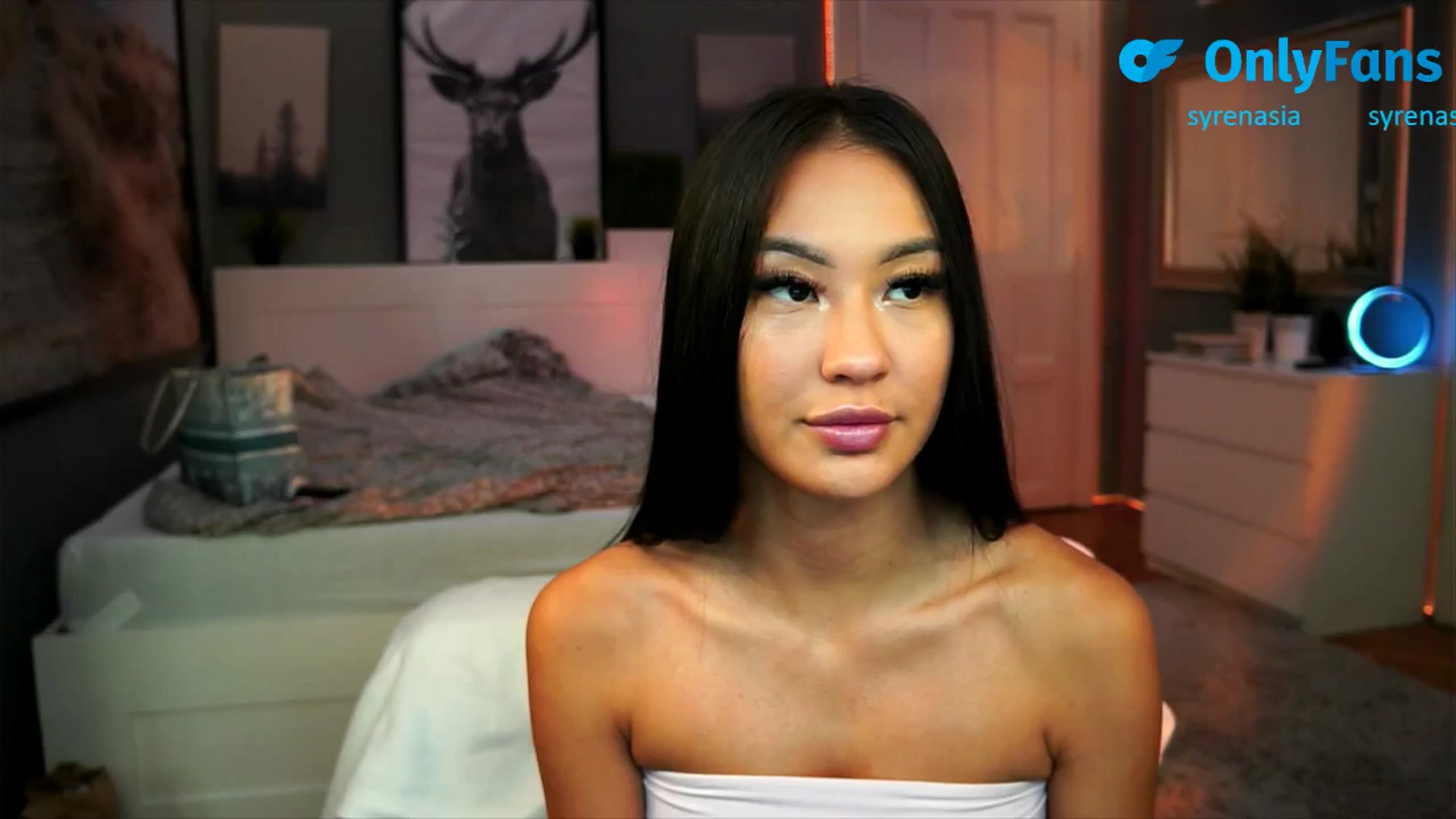 Gallery image thumbnail from MaiStream's myfreecams stream on, 08/29/2025, 12:21 image 10 of 20