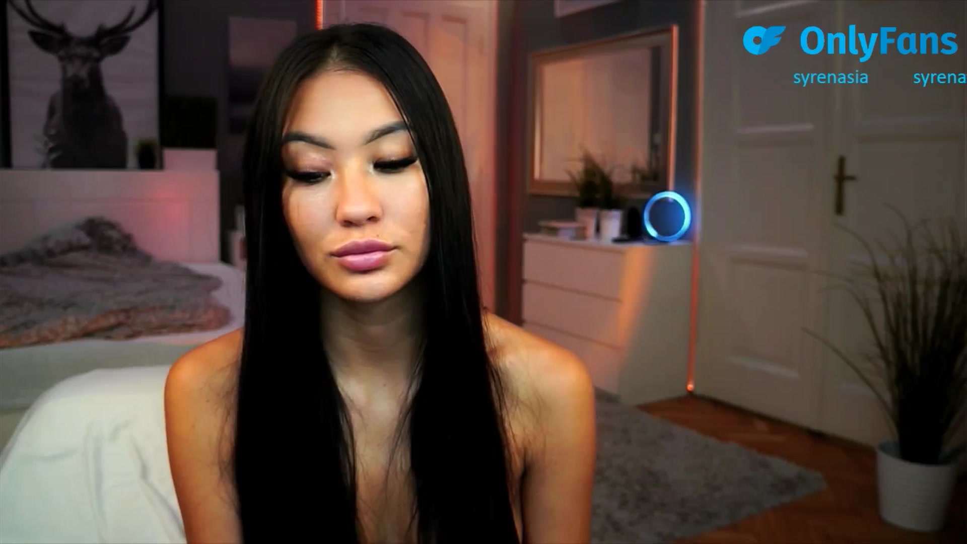 Gallery image thumbnail from MaiStream's myfreecams stream on, 08/29/2025, 14:27 image 16 of 20