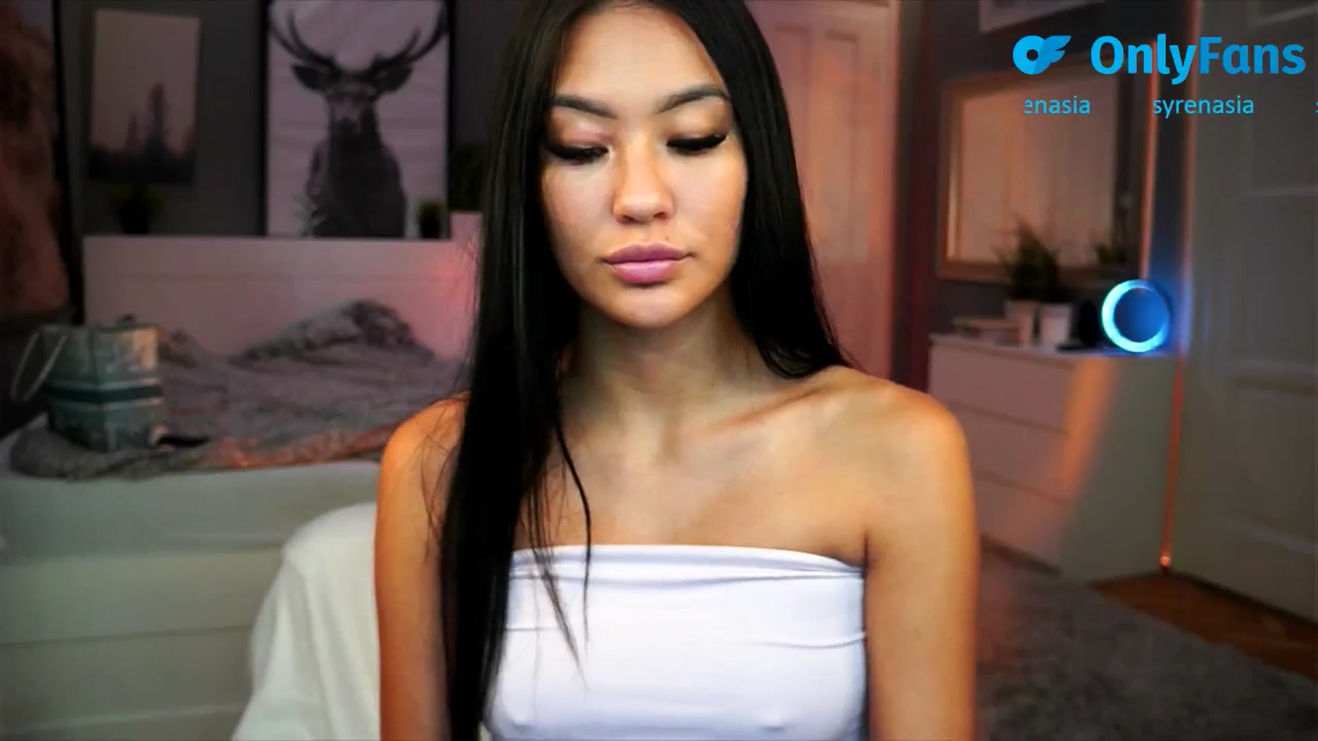 Gallery image thumbnail from MaiStream's myfreecams stream on, 08/29/2025, 16:00 image 4 of 20