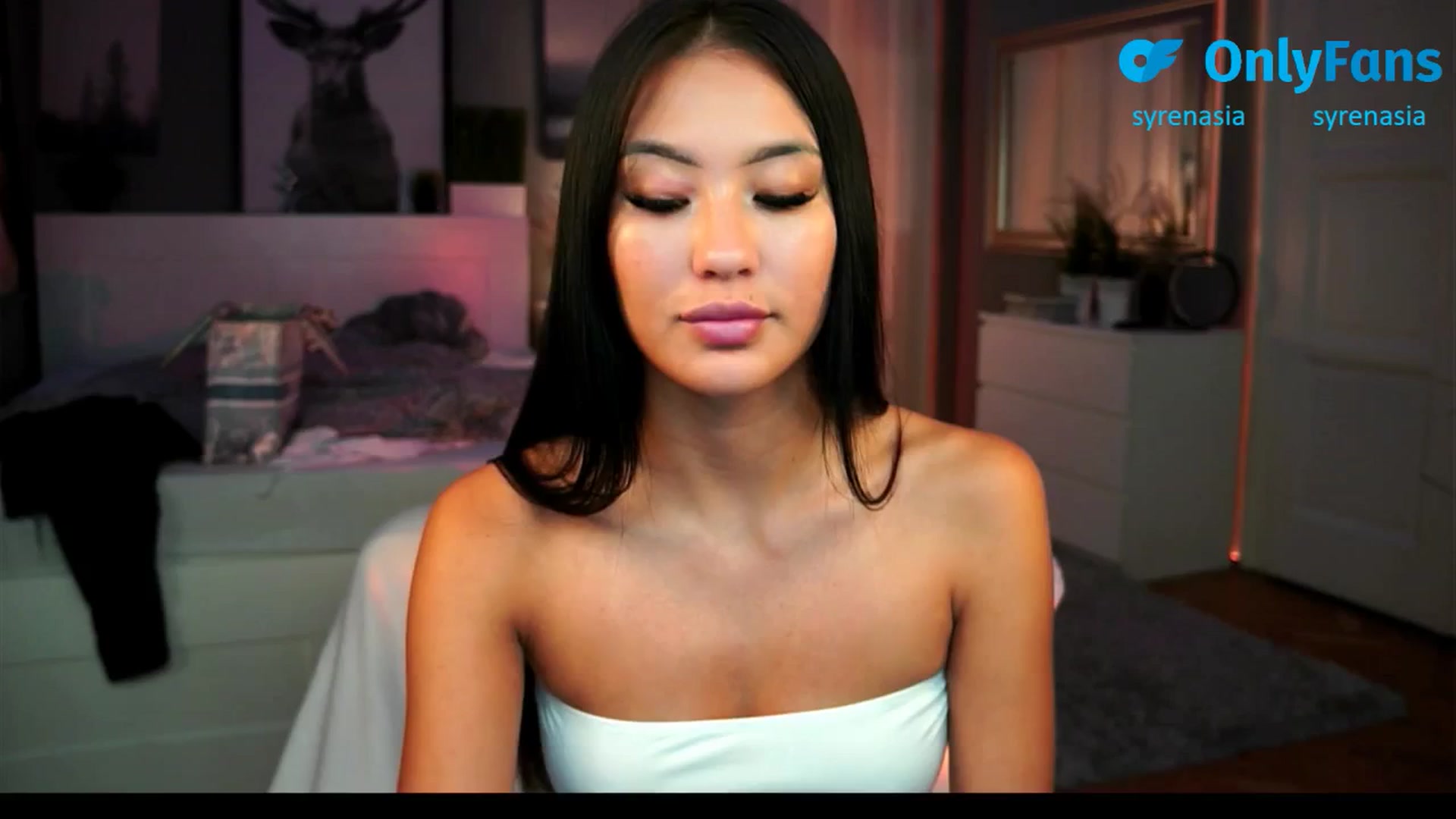 Gallery image thumbnail from MaiStream's myfreecams stream on, 08/31/2025, 14:08 image 6 of 20