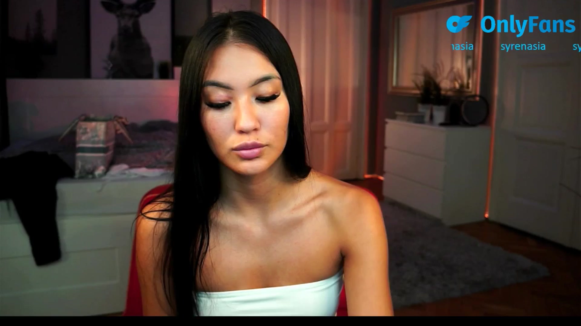 Gallery image thumbnail from MaiStream's myfreecams stream on, 08/31/2025, 15:43 image 17 of 20