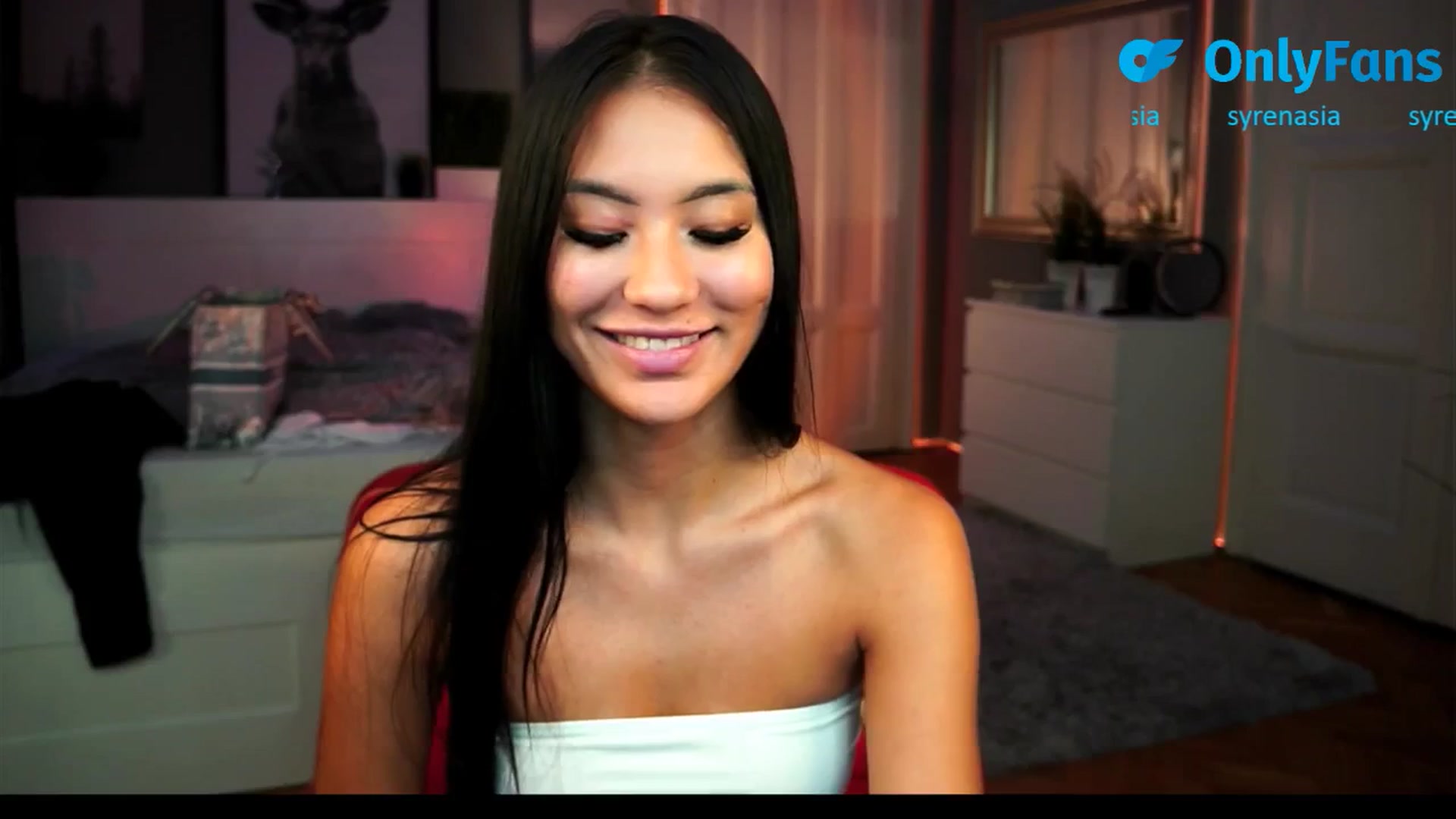 Gallery image thumbnail from MaiStream's myfreecams stream on, 08/31/2025, 15:43 image 18 of 20