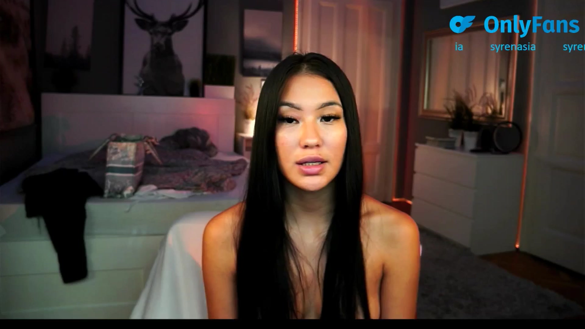 Gallery image thumbnail from MaiStream's myfreecams stream on, 08/31/2025, 15:43 image 5 of 20