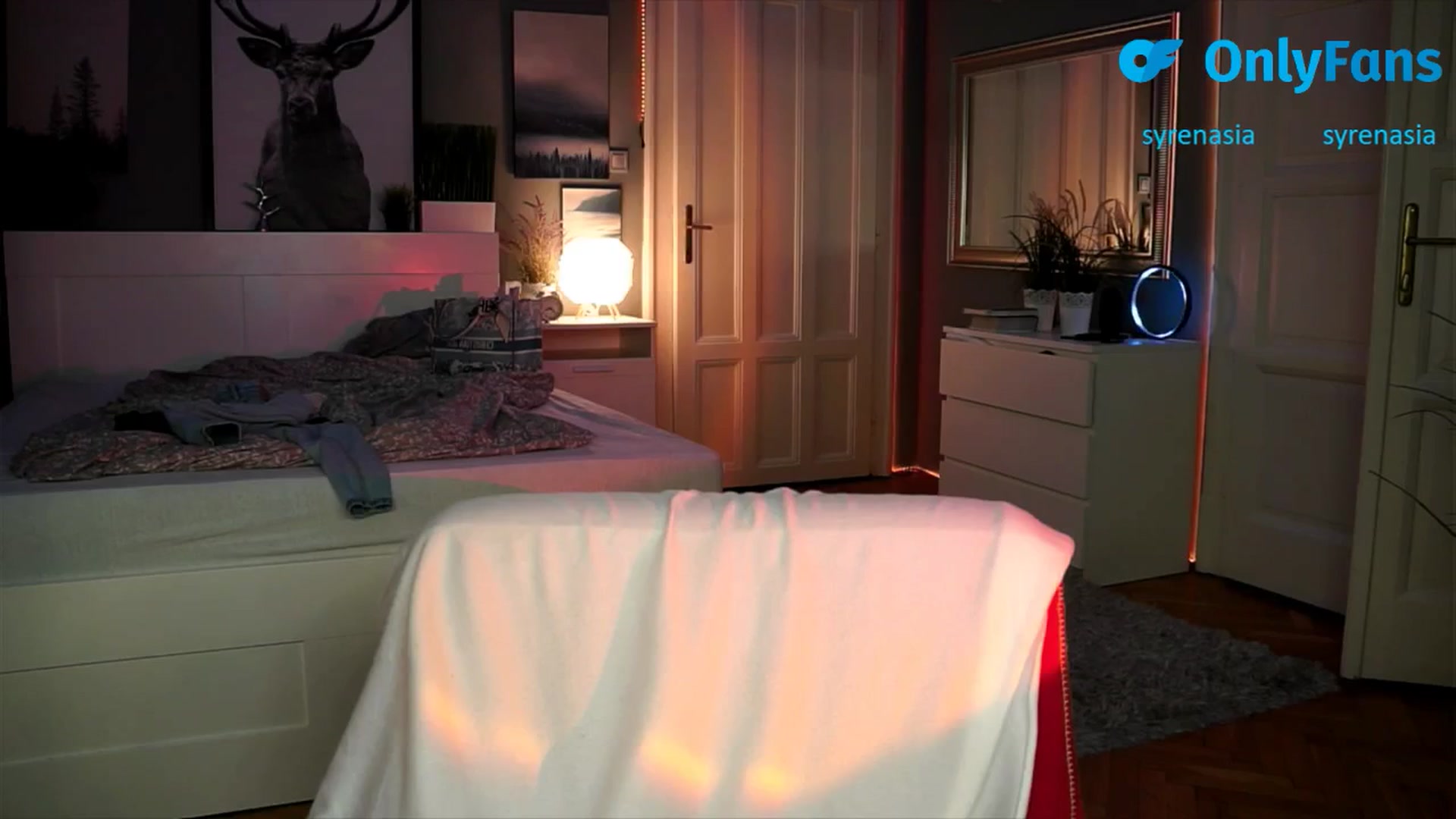 Gallery image thumbnail from MaiStream's myfreecams stream on, 09/01/2025, 13:59 image 17 of 20