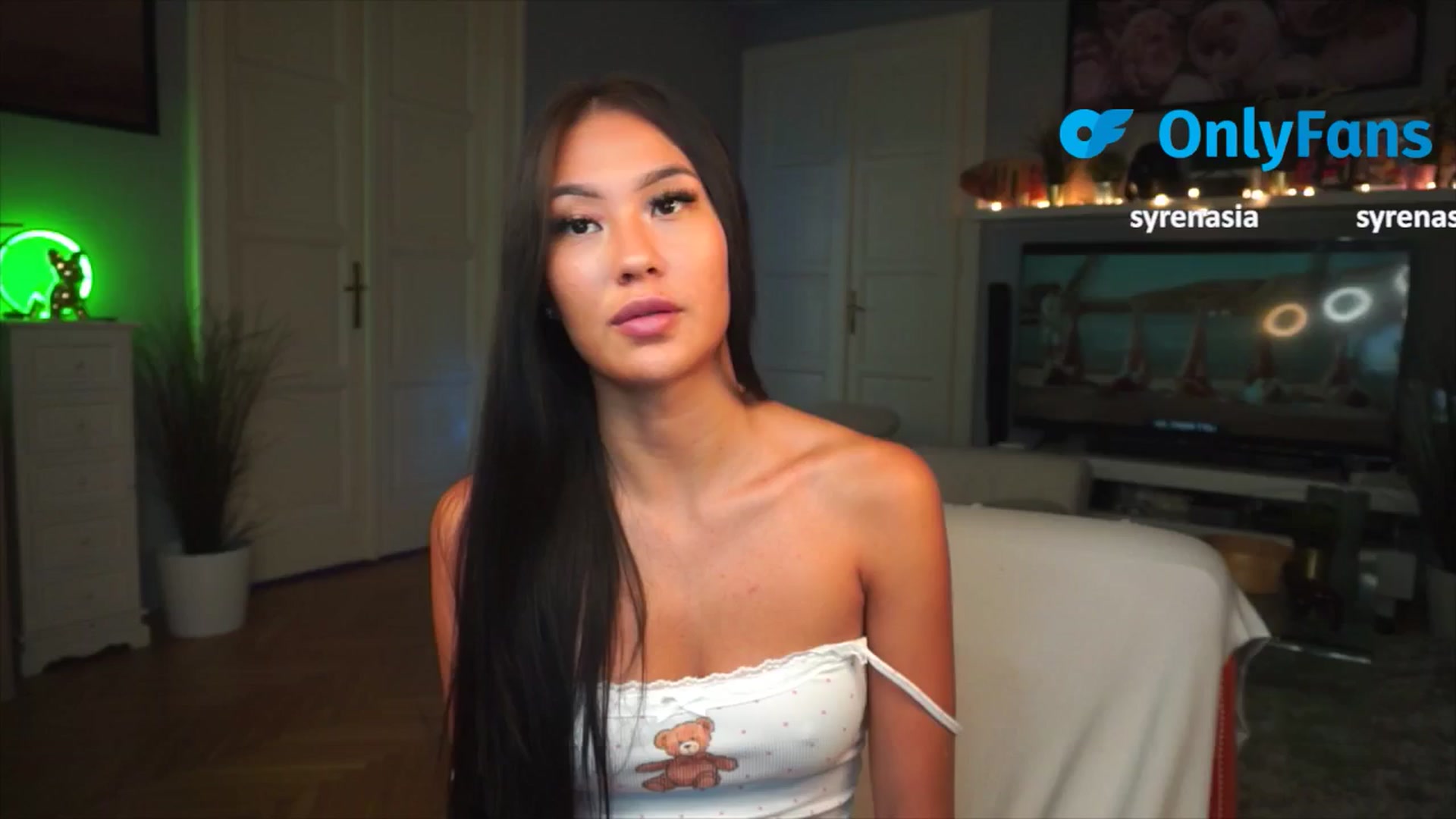 Gallery image thumbnail from MaiStream's myfreecams stream on, 09/05/2025, 15:26 image 17 of 20