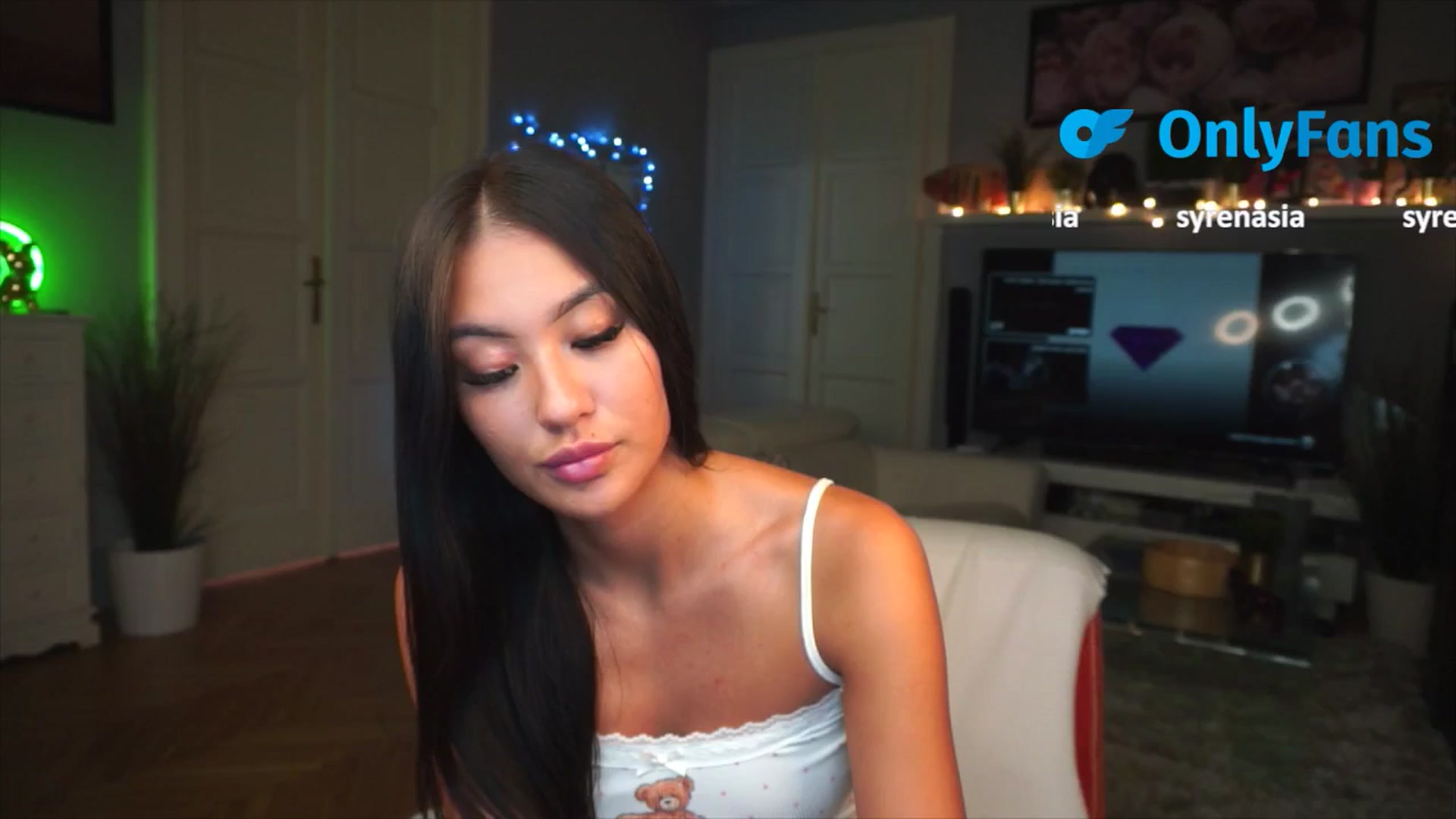 Gallery image thumbnail from MaiStream's myfreecams stream on, 09/05/2025, 17:36 image 5 of 20