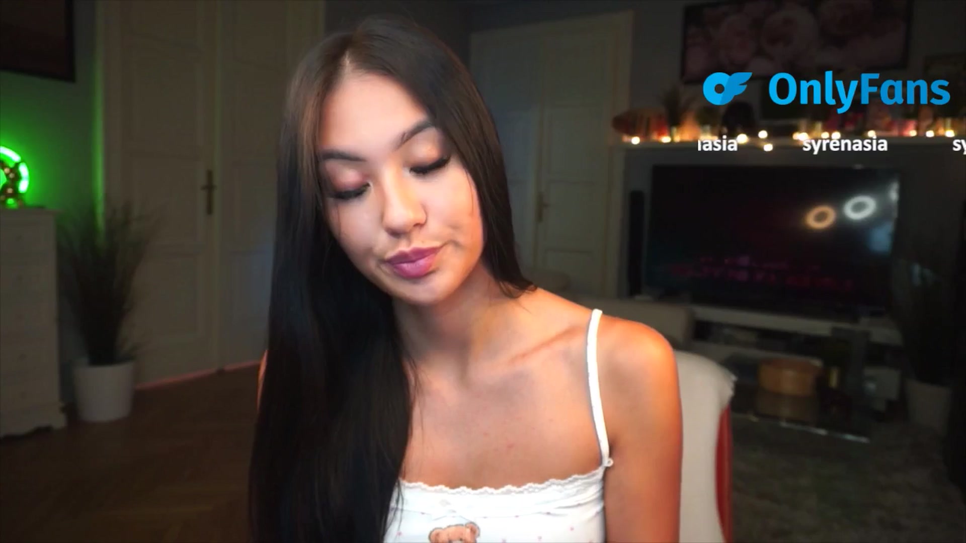 Gallery image thumbnail from MaiStream's myfreecams stream on, 09/05/2025, 17:36 image 8 of 20