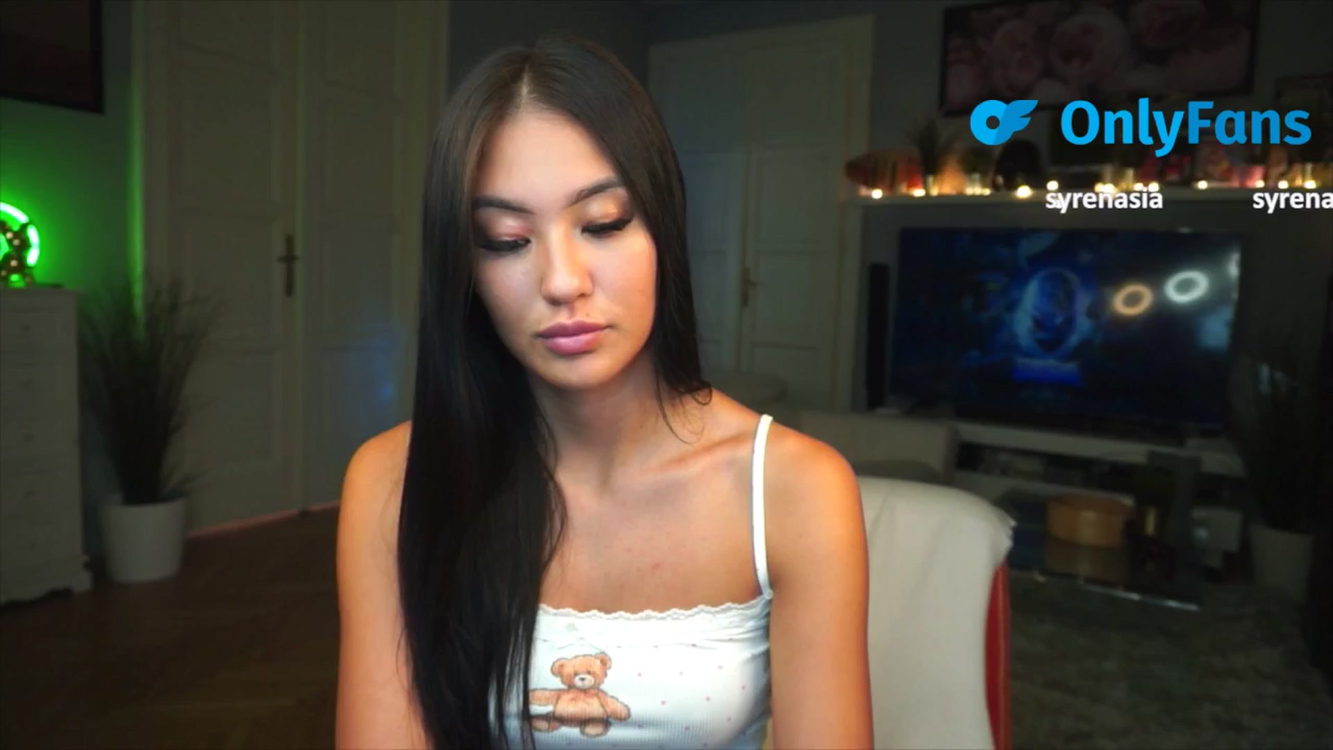Gallery image thumbnail from MaiStream's myfreecams stream on, 09/05/2025, 17:36 image 2 of 20