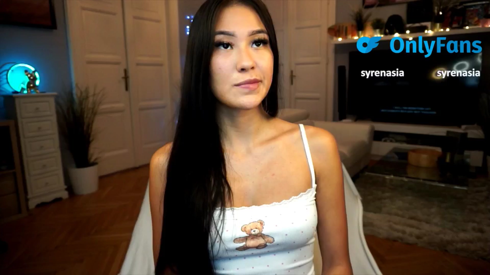 Gallery image thumbnail from MaiStream's myfreecams stream on, 09/06/2025, 12:50 image 14 of 20