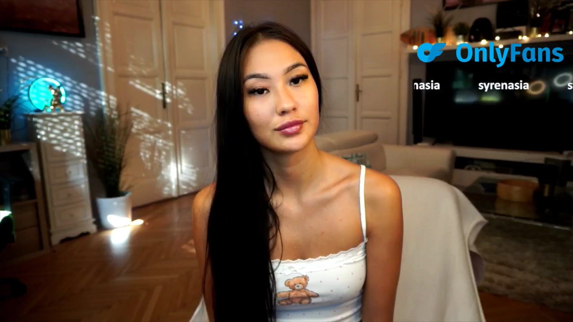 Gallery image thumbnail from MaiStream's myfreecams stream on, 09/06/2025, 16:35 image 1 of 20