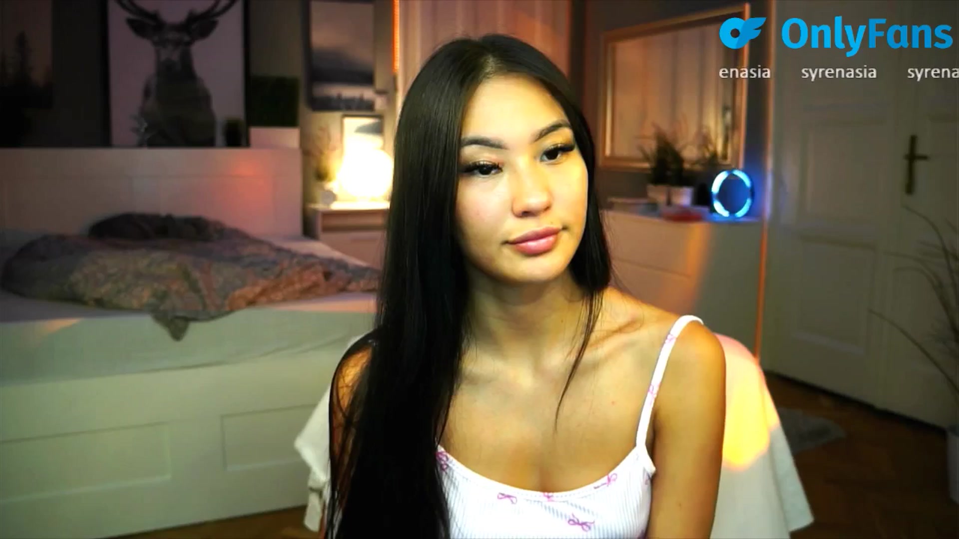 Gallery image thumbnail from MaiStream's myfreecams stream on, 09/08/2025, 14:39 image 6 of 20