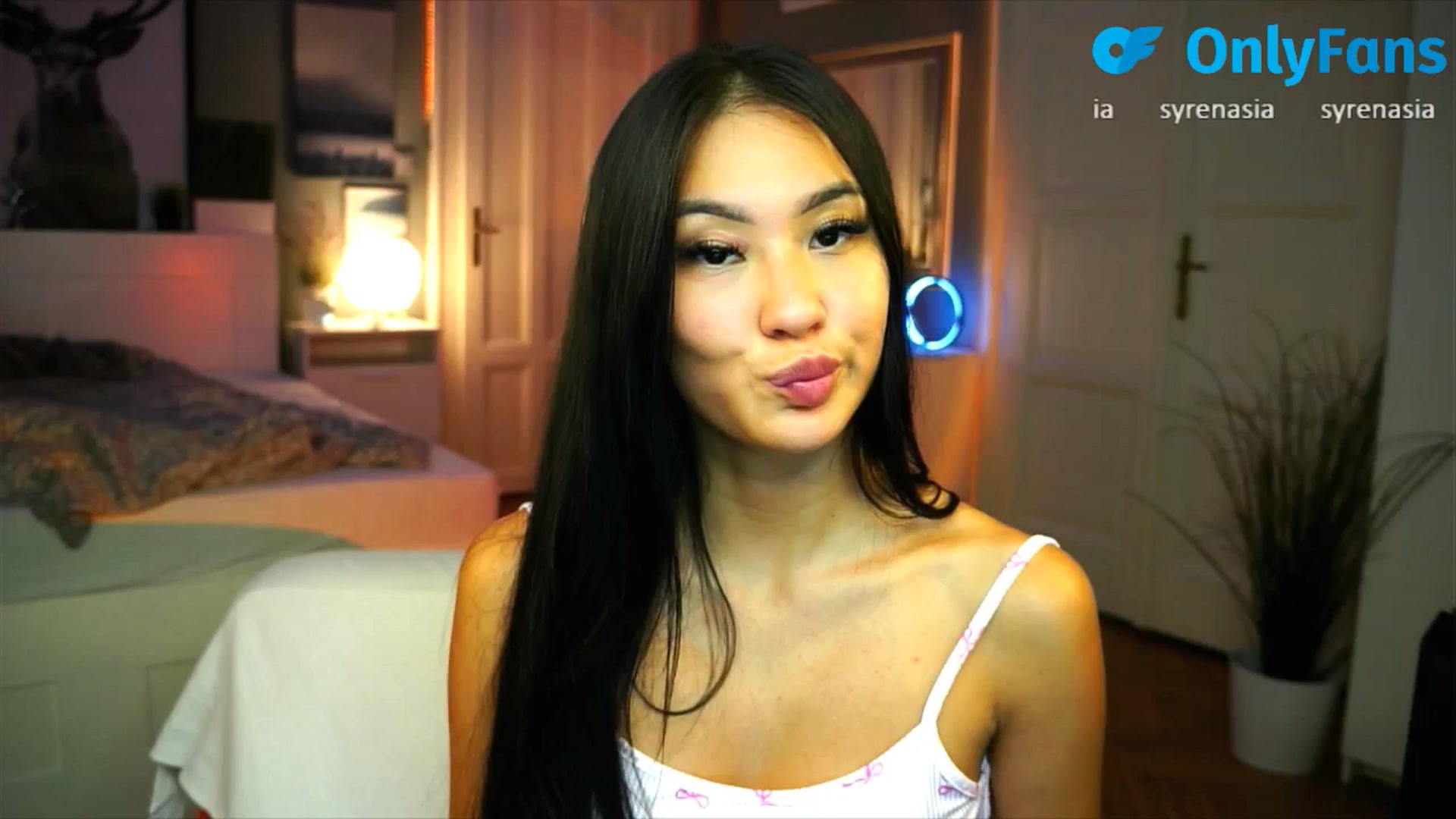 Gallery image thumbnail from MaiStream's myfreecams stream on, 09/08/2025, 18:33 image 16 of 20